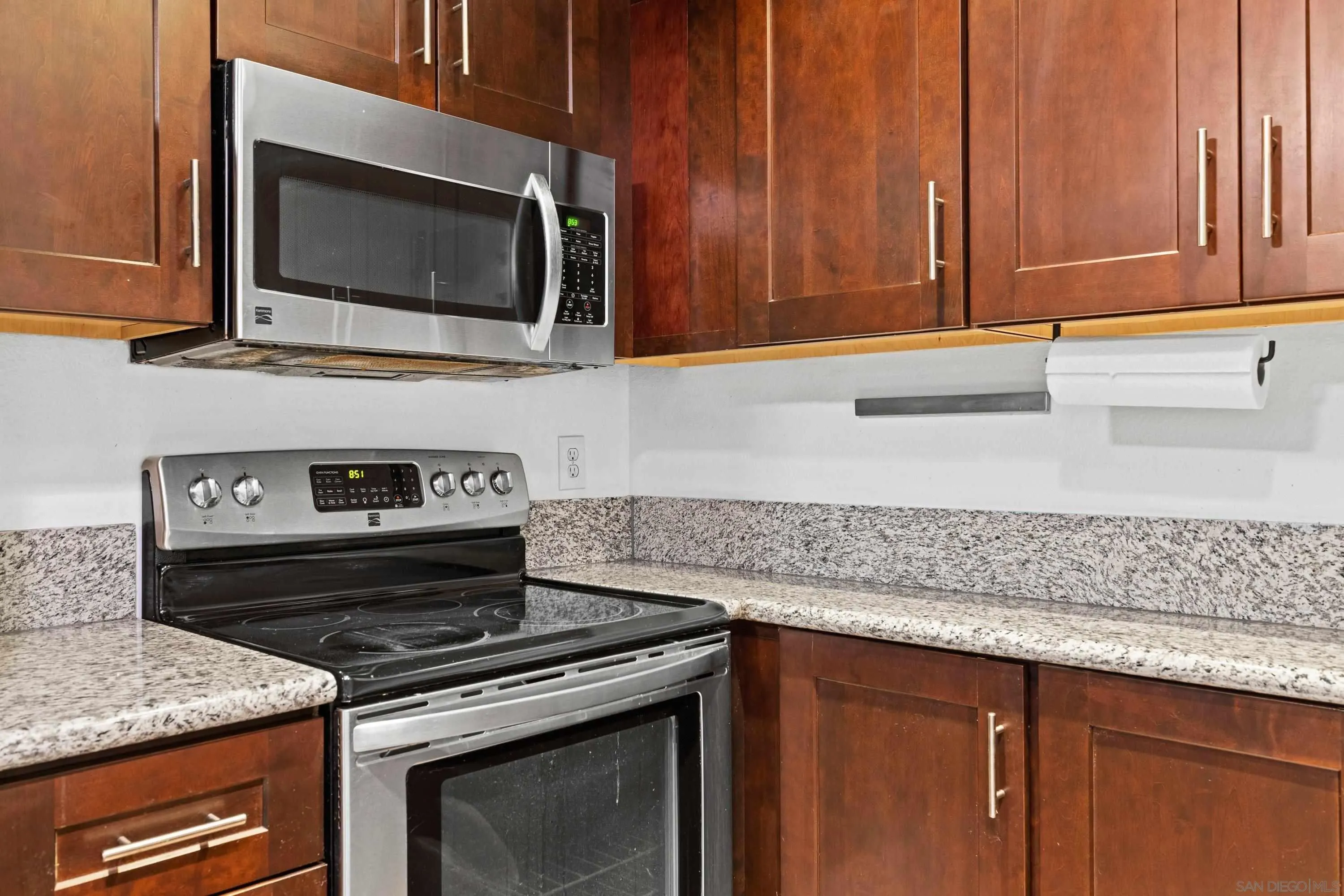 https://cdn.realtyfeed.com/cdn/127/260021207/400fc9cd9530939992a92c4caa795ce3.webp