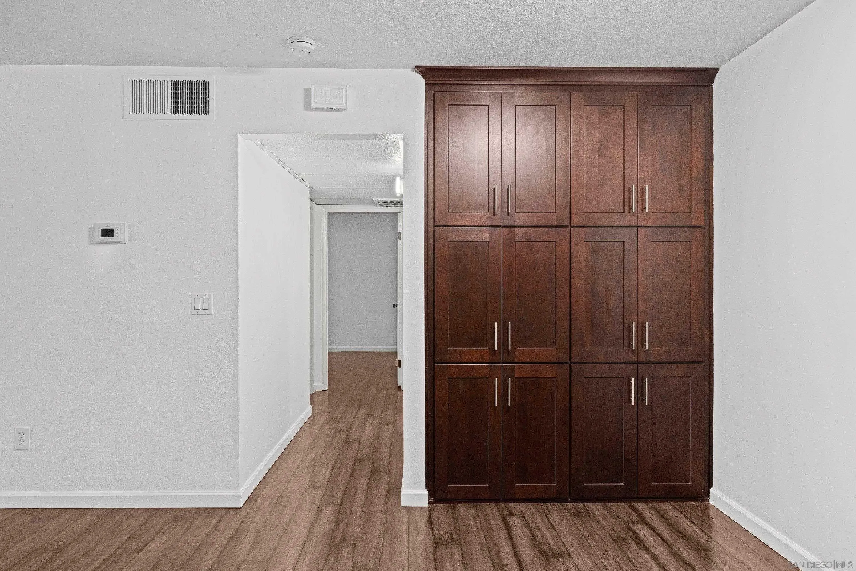 https://cdn.realtyfeed.com/cdn/127/260021207/443c74ffb91e8bc950ff518eae184271.webp