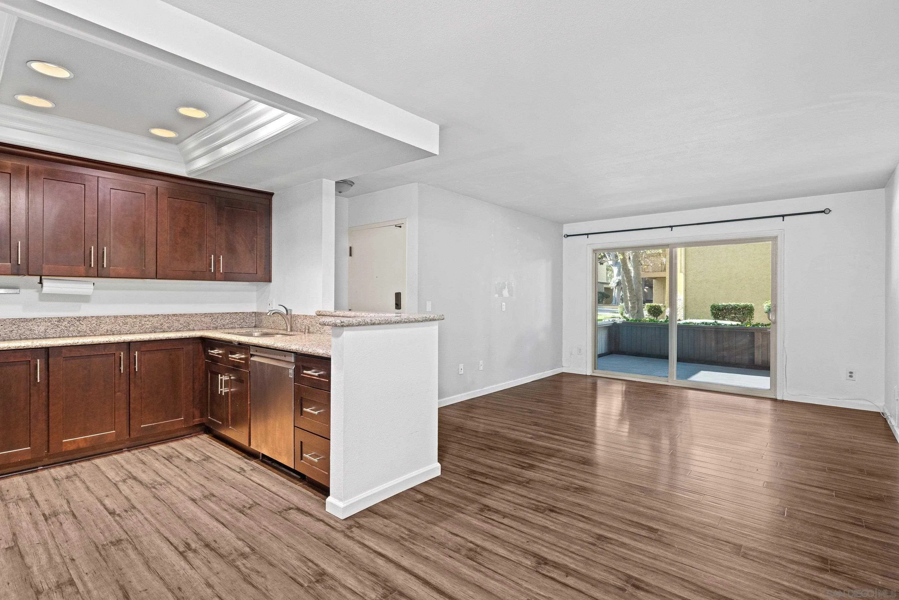 https://cdn.realtyfeed.com/cdn/127/260021207/4c2abe00030169d9a5906b96130e1c4f.webp
