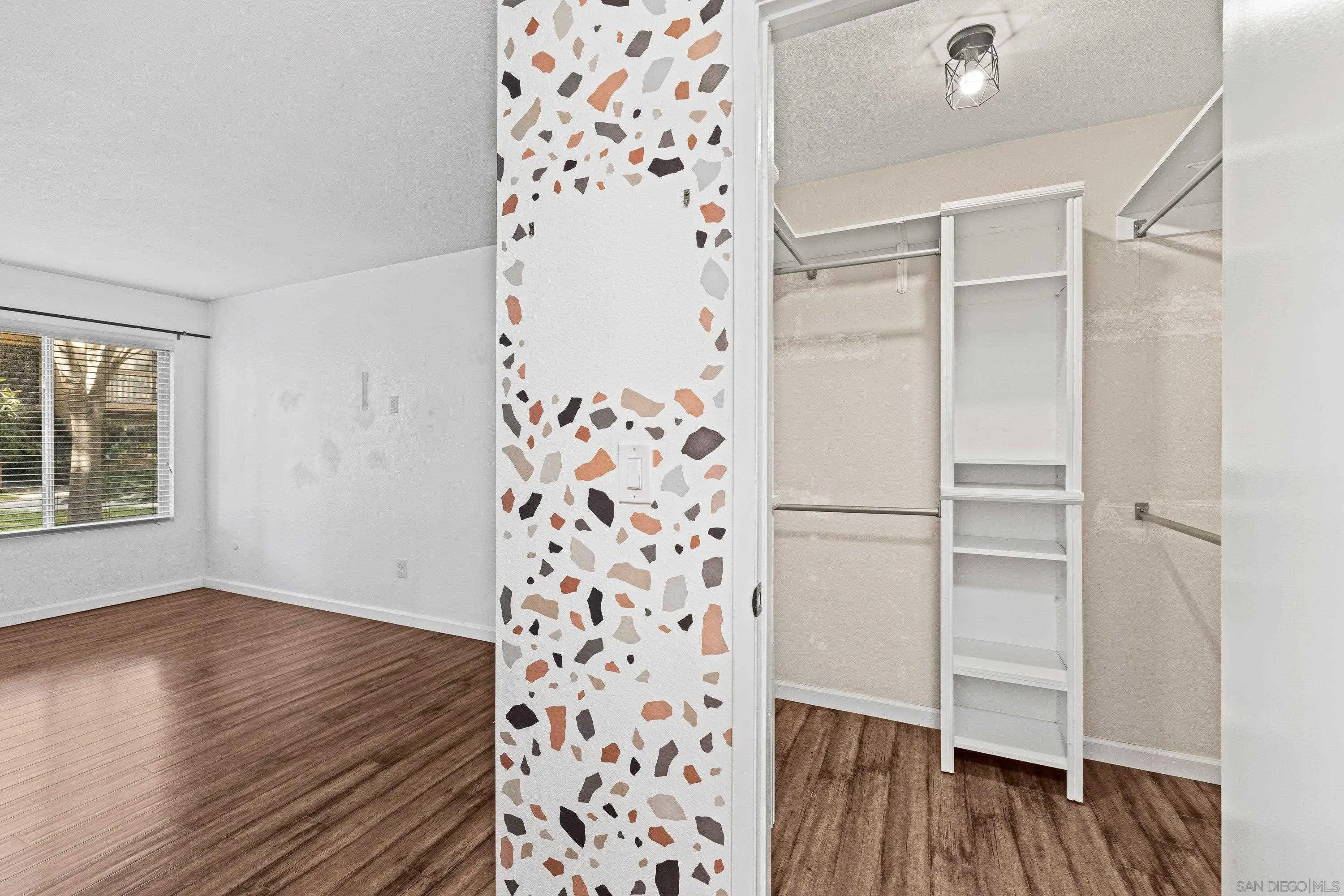 https://cdn.realtyfeed.com/cdn/127/260021207/71938283e0a14a7ca62b17cdc33ea252.webp