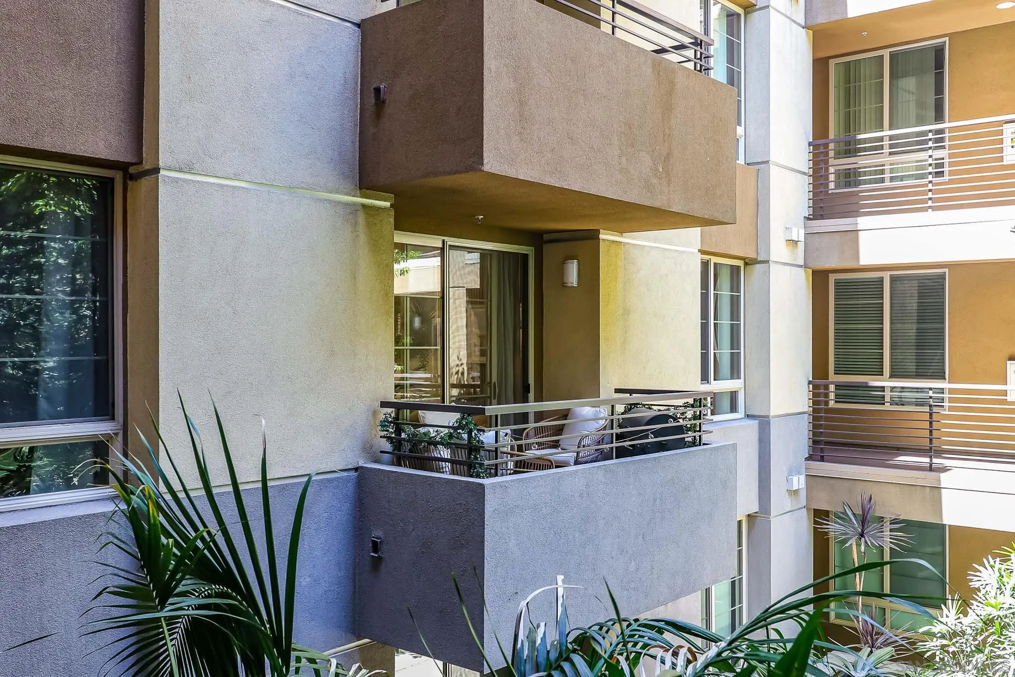 https://cdn.realtyfeed.com/cdn/127/260021208/07d3df562e1e4b4c88cf484990ea5168.webp