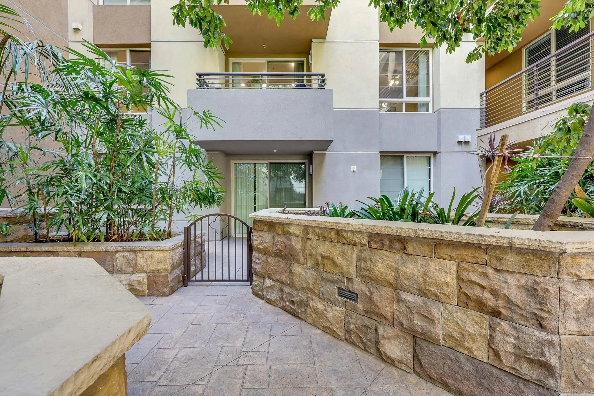 https://cdn.realtyfeed.com/cdn/127/260021208/50f97242fc2676adc6cc3a47101686fa.webp