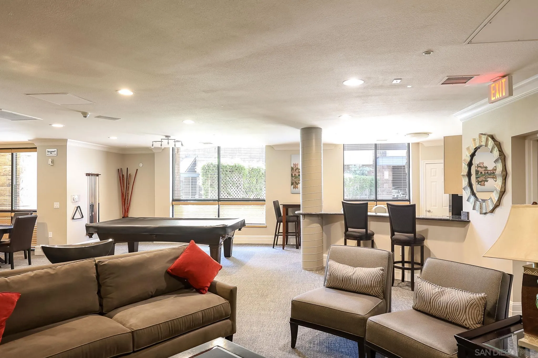 https://cdn.realtyfeed.com/cdn/127/260021208/5846de59c50094f33dfe8040507aff87.webp