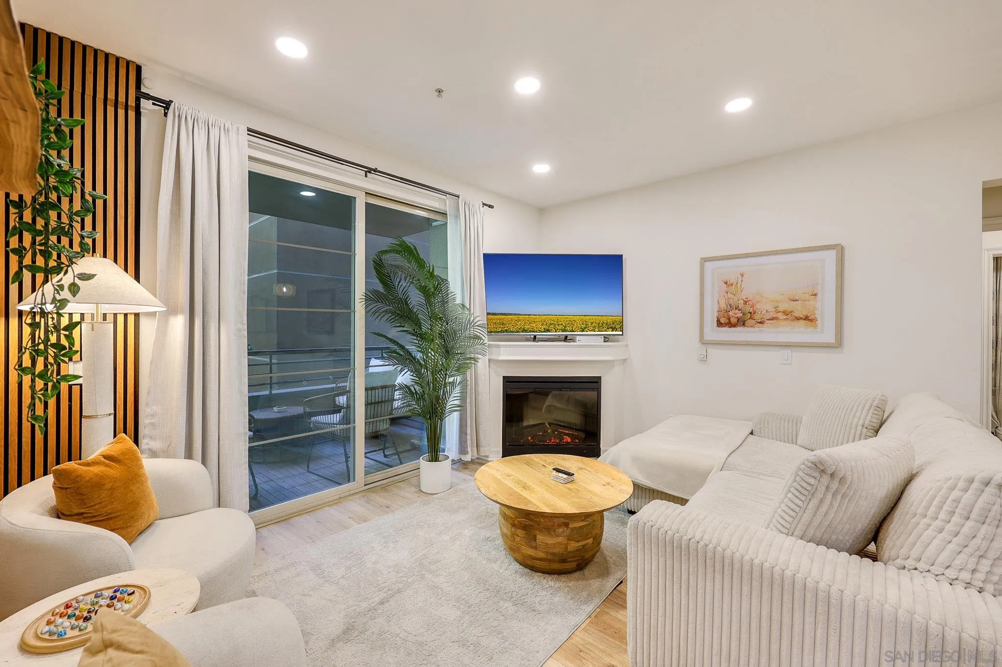 https://cdn.realtyfeed.com/cdn/127/260021208/794451b0710cdf4d340e4f766b3a7dbf.webp