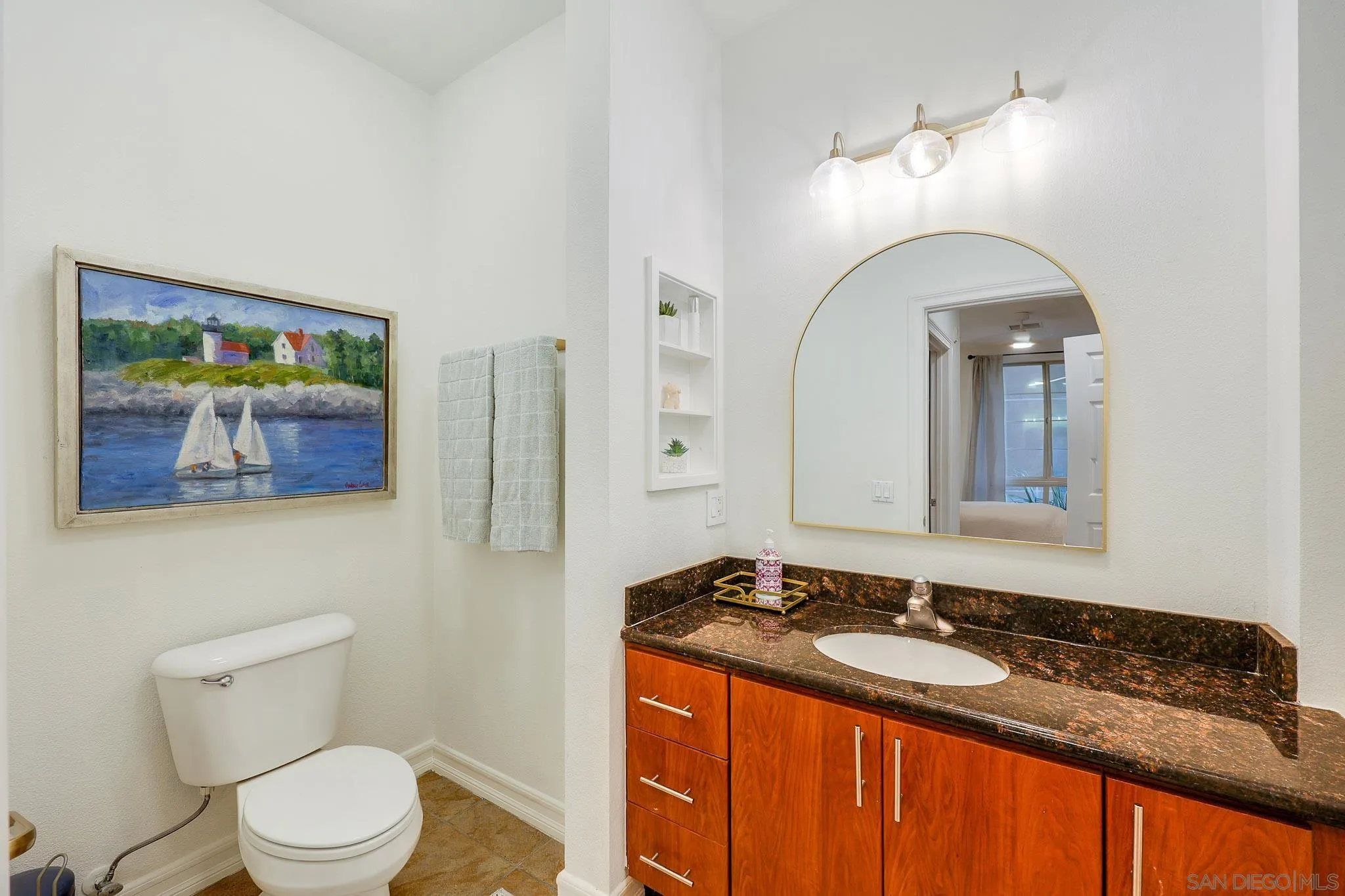 https://cdn.realtyfeed.com/cdn/127/260021208/d951c8e1692889019cc212e7f5d366ae.webp