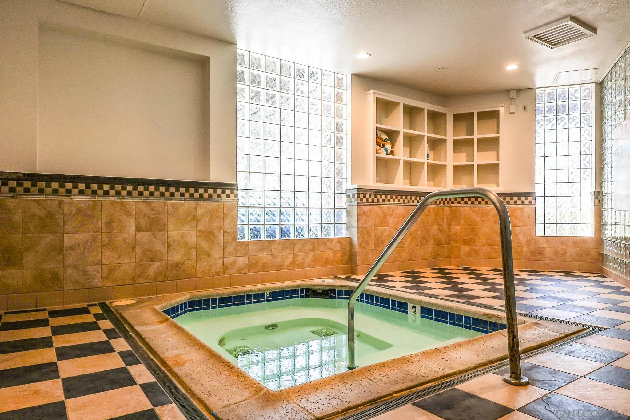 https://cdn.realtyfeed.com/cdn/127/260021208/e4103d706b587d13cdc7d08fa70d4087.webp