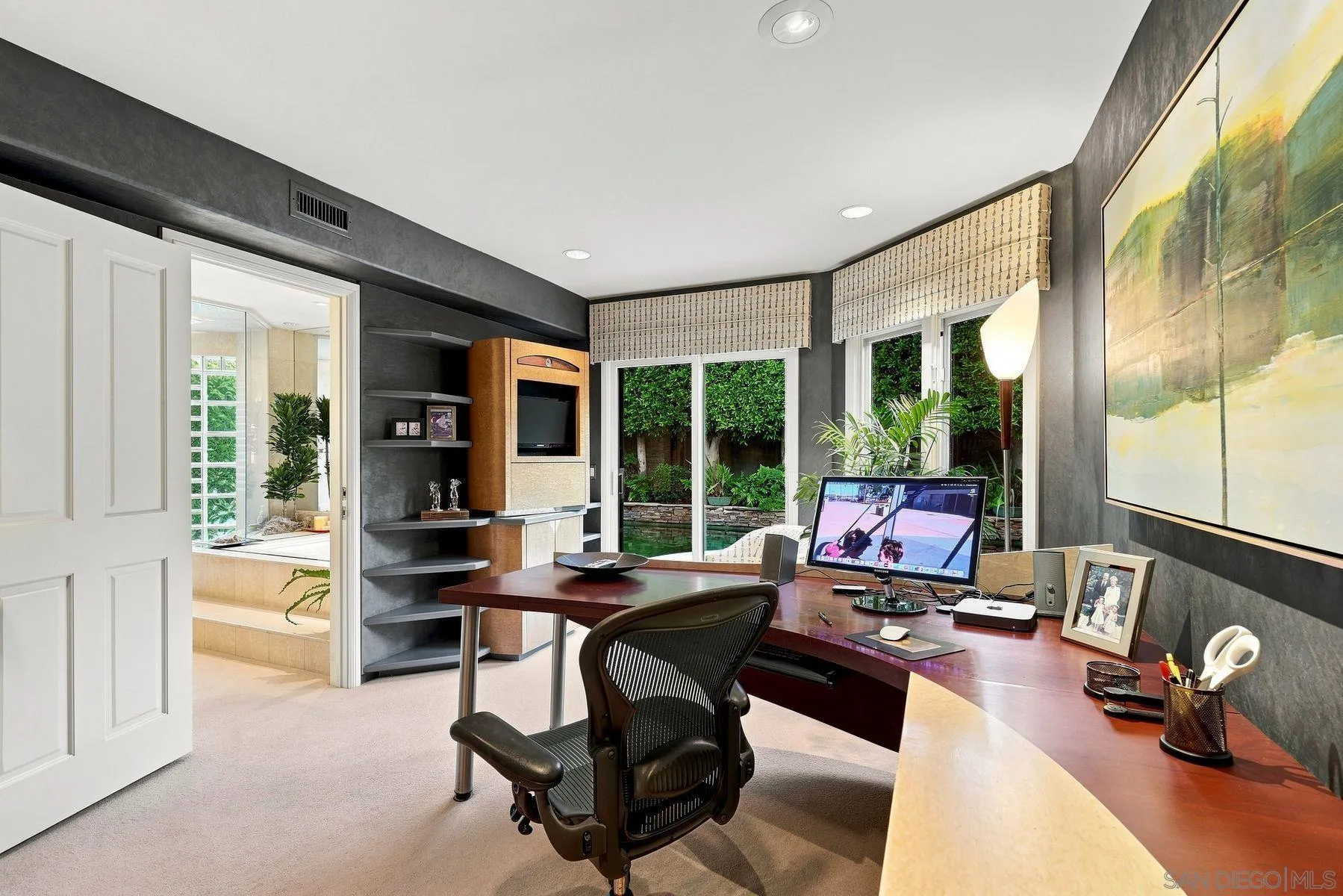 https://cdn.realtyfeed.com/cdn/127/260021210/769b3aaea80965d7b9dff1d3d0001ad7.webp