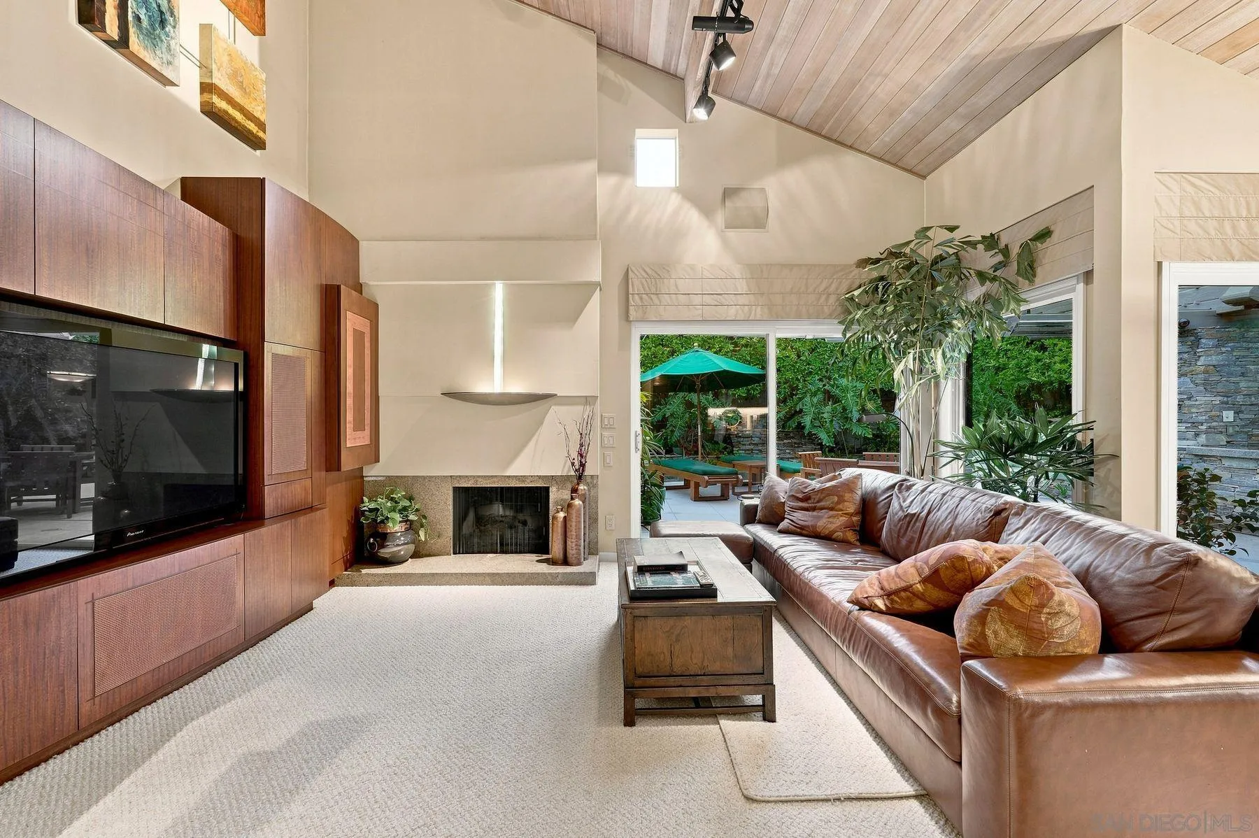 https://cdn.realtyfeed.com/cdn/127/260021210/8add176aea300131762b1220a26042a2.webp