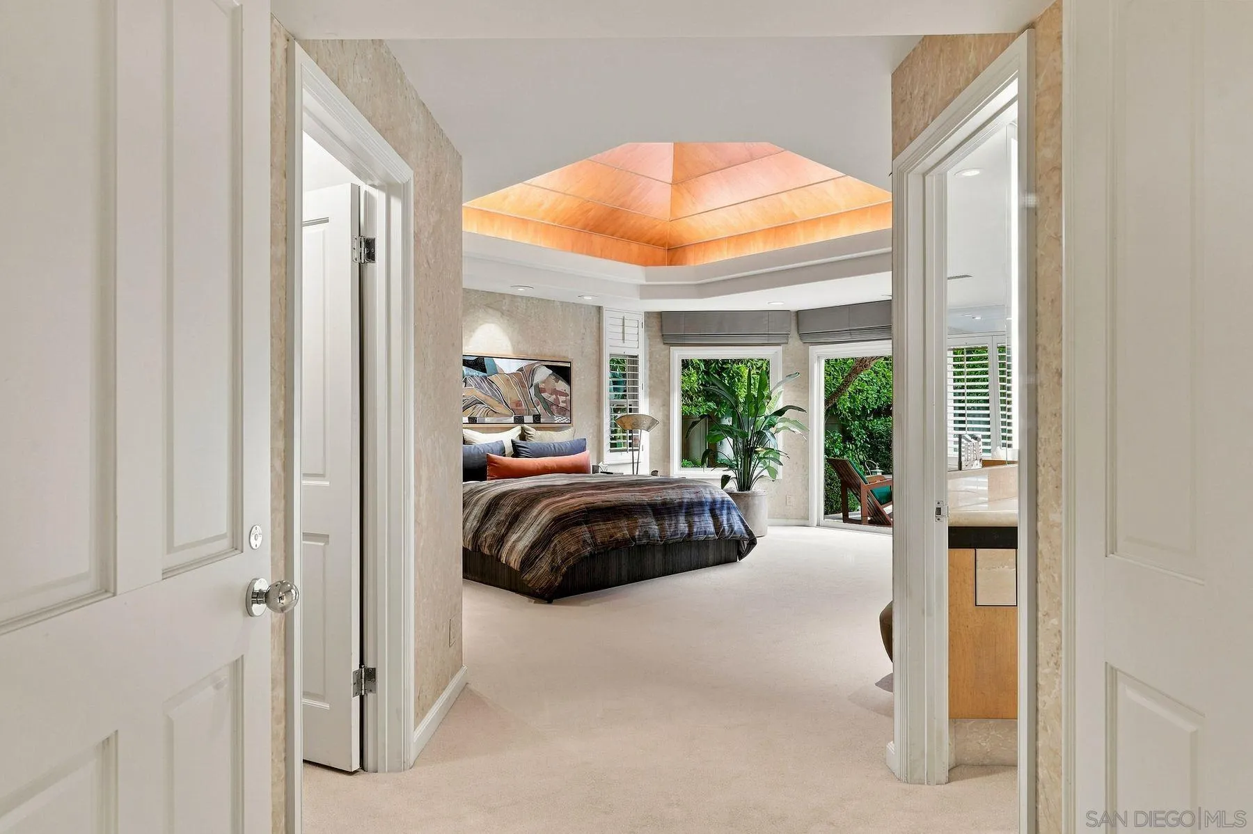 https://cdn.realtyfeed.com/cdn/127/260021210/fecce3381cb11aed0bc4de19538d4736.webp
