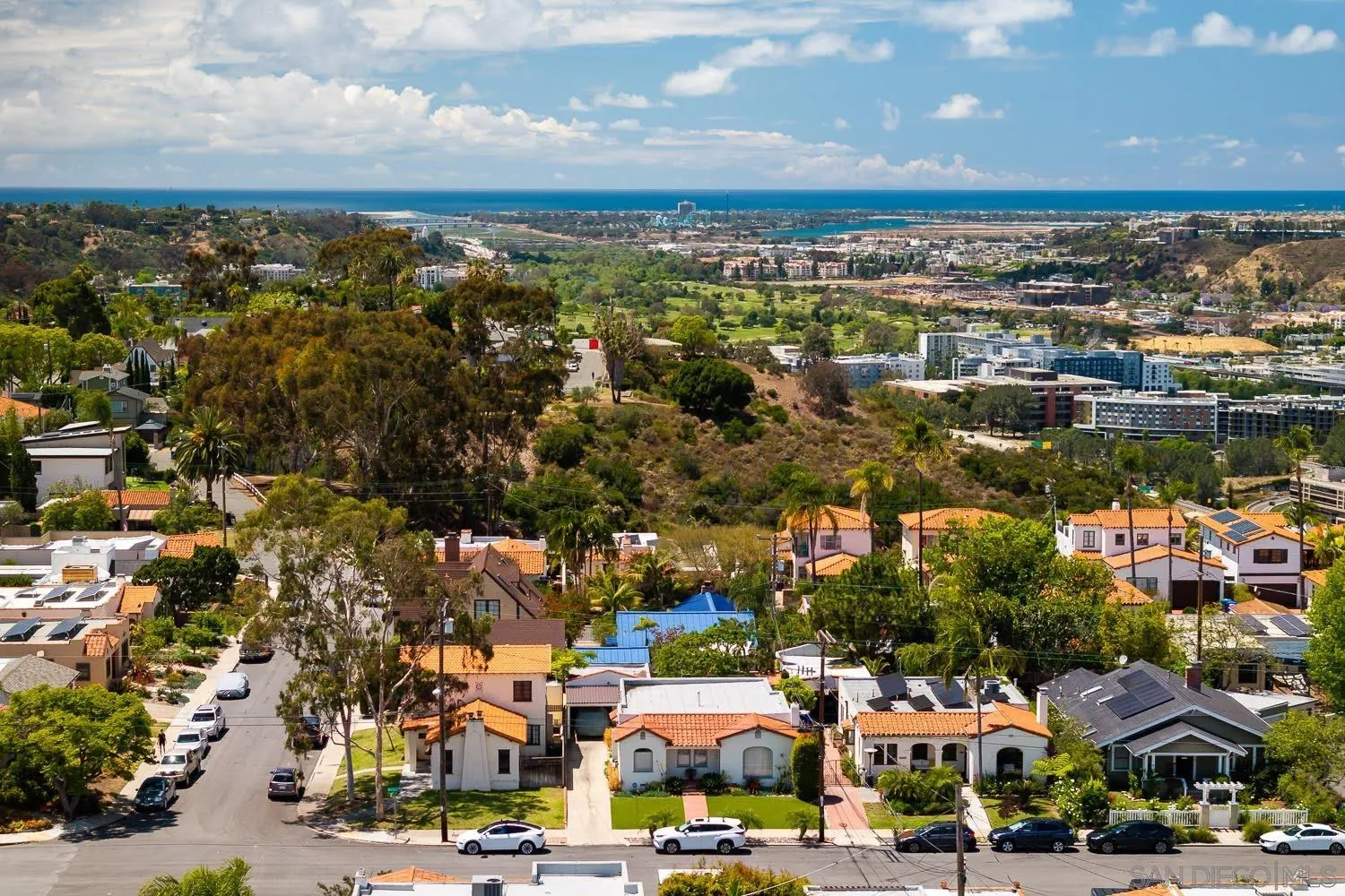 https://cdn.realtyfeed.com/cdn/127/260021214/25f066af2c46345538d5eb3652c092a9.webp