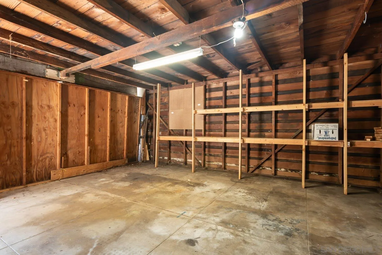 https://cdn.realtyfeed.com/cdn/127/260021214/b66e4a7f7edf6f0ae8d229fa1a4a338b.webp