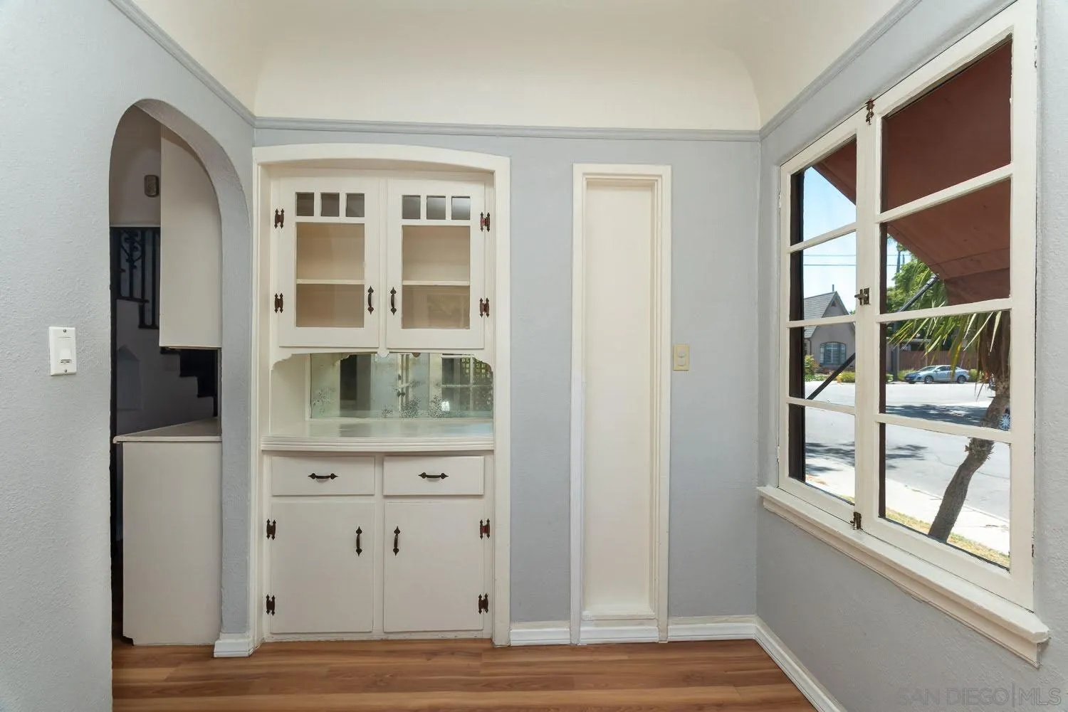 https://cdn.realtyfeed.com/cdn/127/260021214/f3c07736164941905f890d9560537573.webp