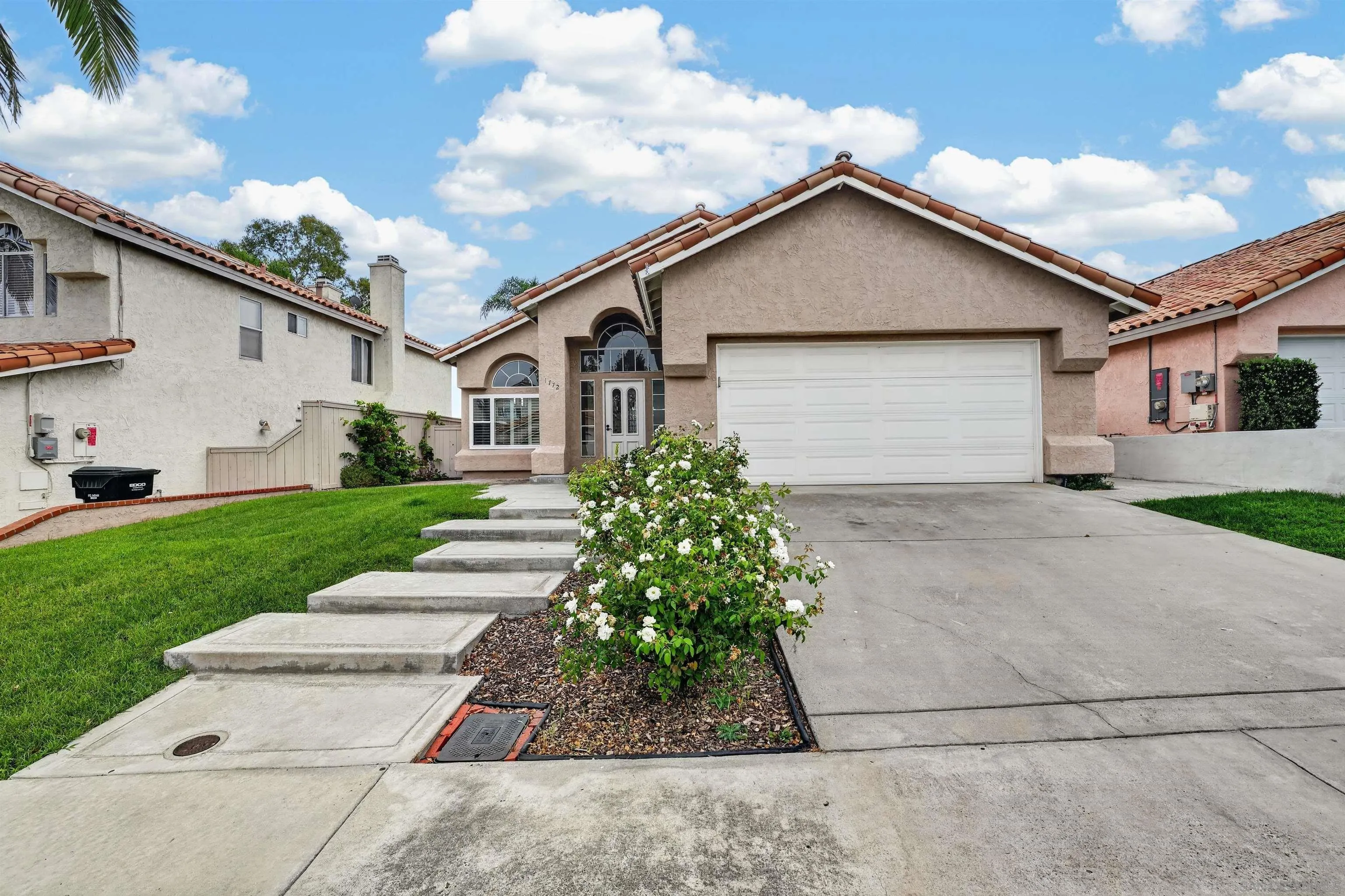 https://cdn.realtyfeed.com/cdn/127/260021215/034969d5a5c5dc5749ef7cfac280a145.webp