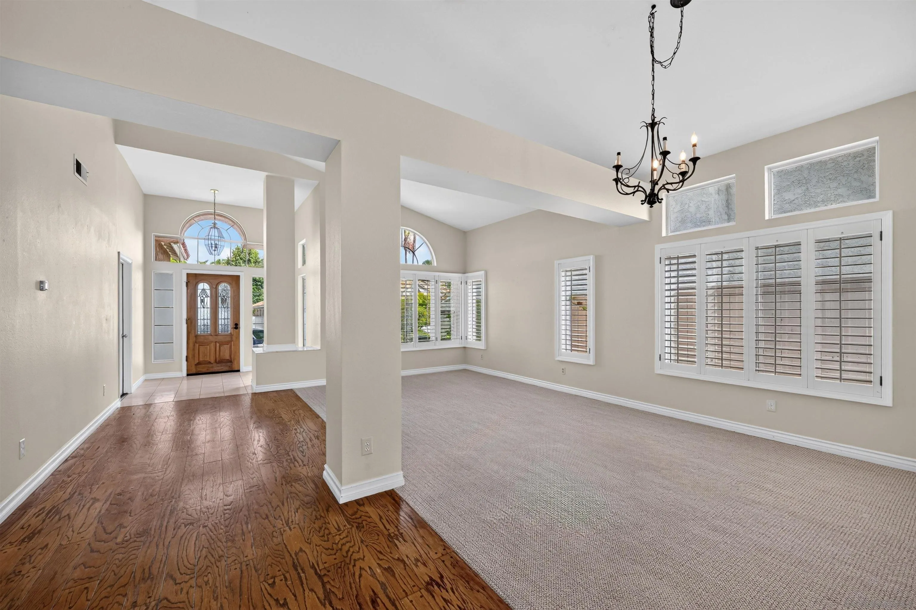 https://cdn.realtyfeed.com/cdn/127/260021215/568f2fd5d72ce7c5726ab1e9134d88ce.webp