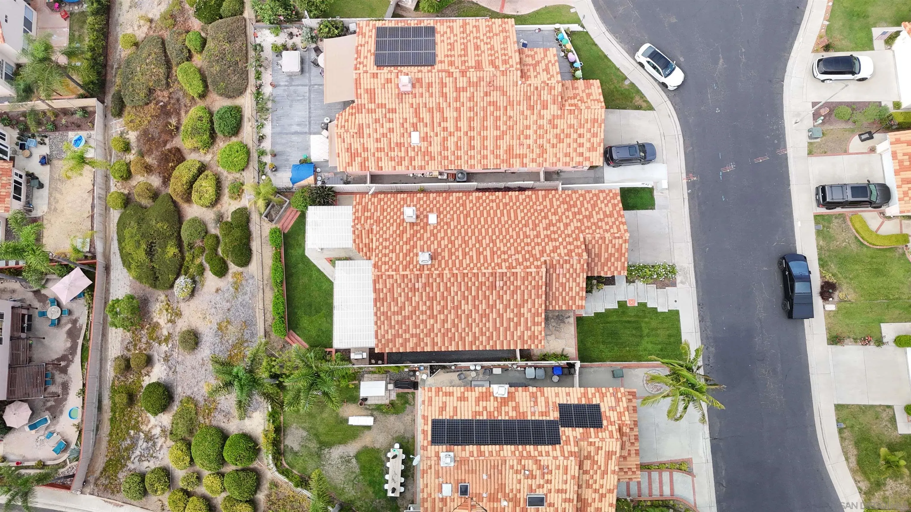https://cdn.realtyfeed.com/cdn/127/260021215/9ec8c54ddd7e7b0613aad7bc1f0495ef.webp