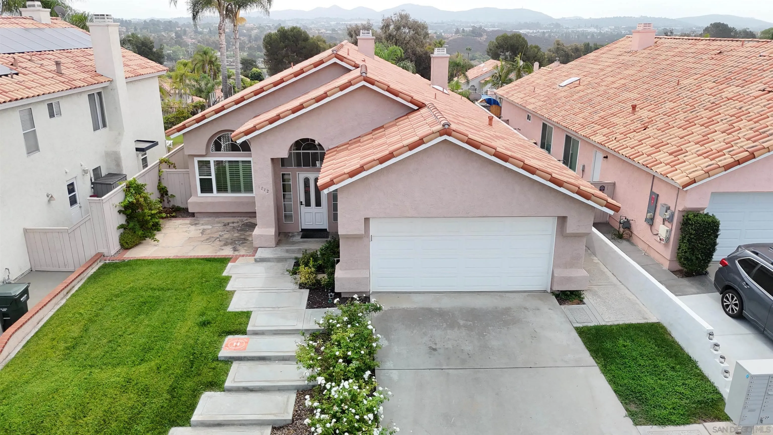 https://cdn.realtyfeed.com/cdn/127/260021215/de9efa6aaeb1bc02500684152b5126bd.webp