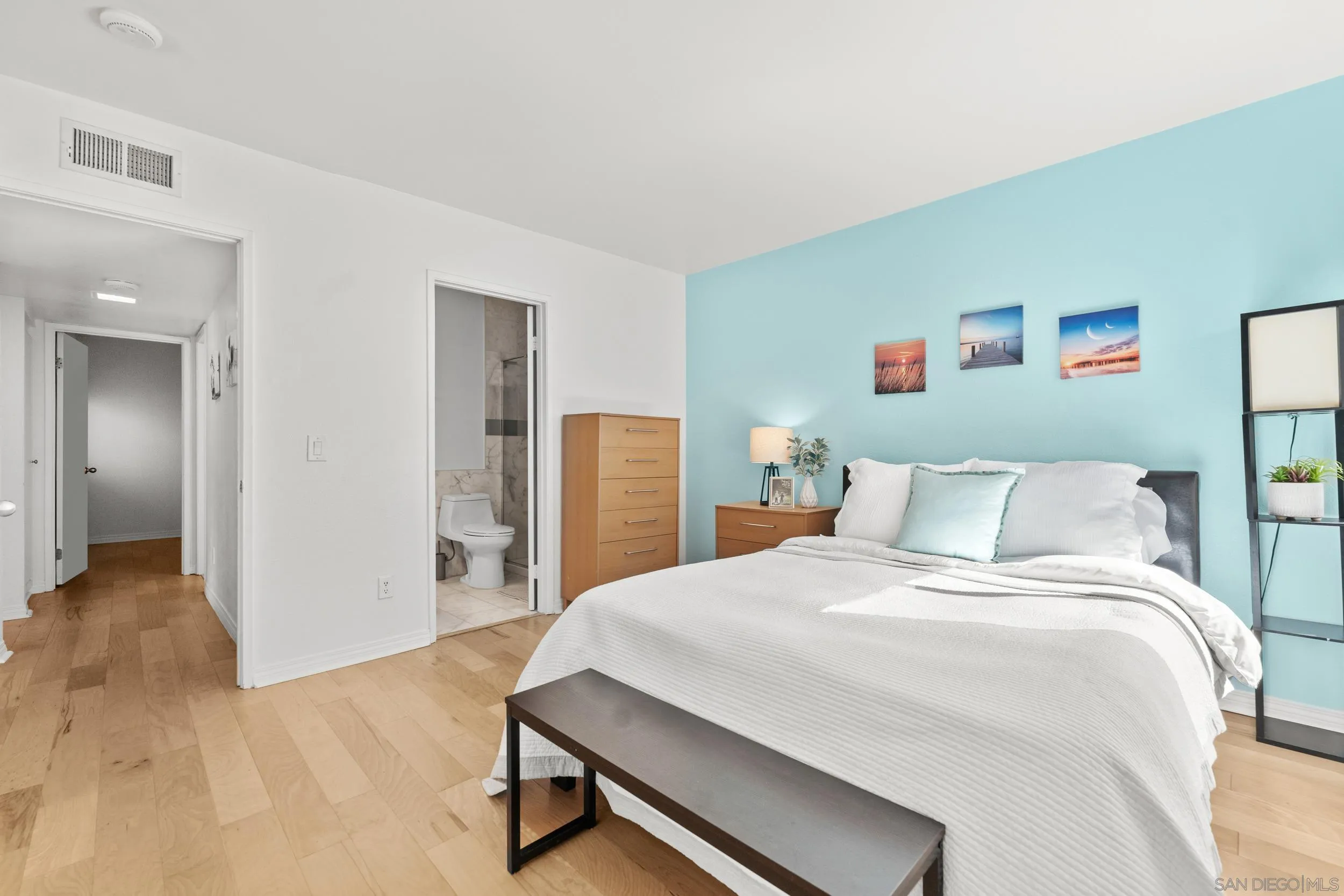 https://cdn.realtyfeed.com/cdn/127/260021217/d46c342f1c654a16150f7c2df74cb07e.webp