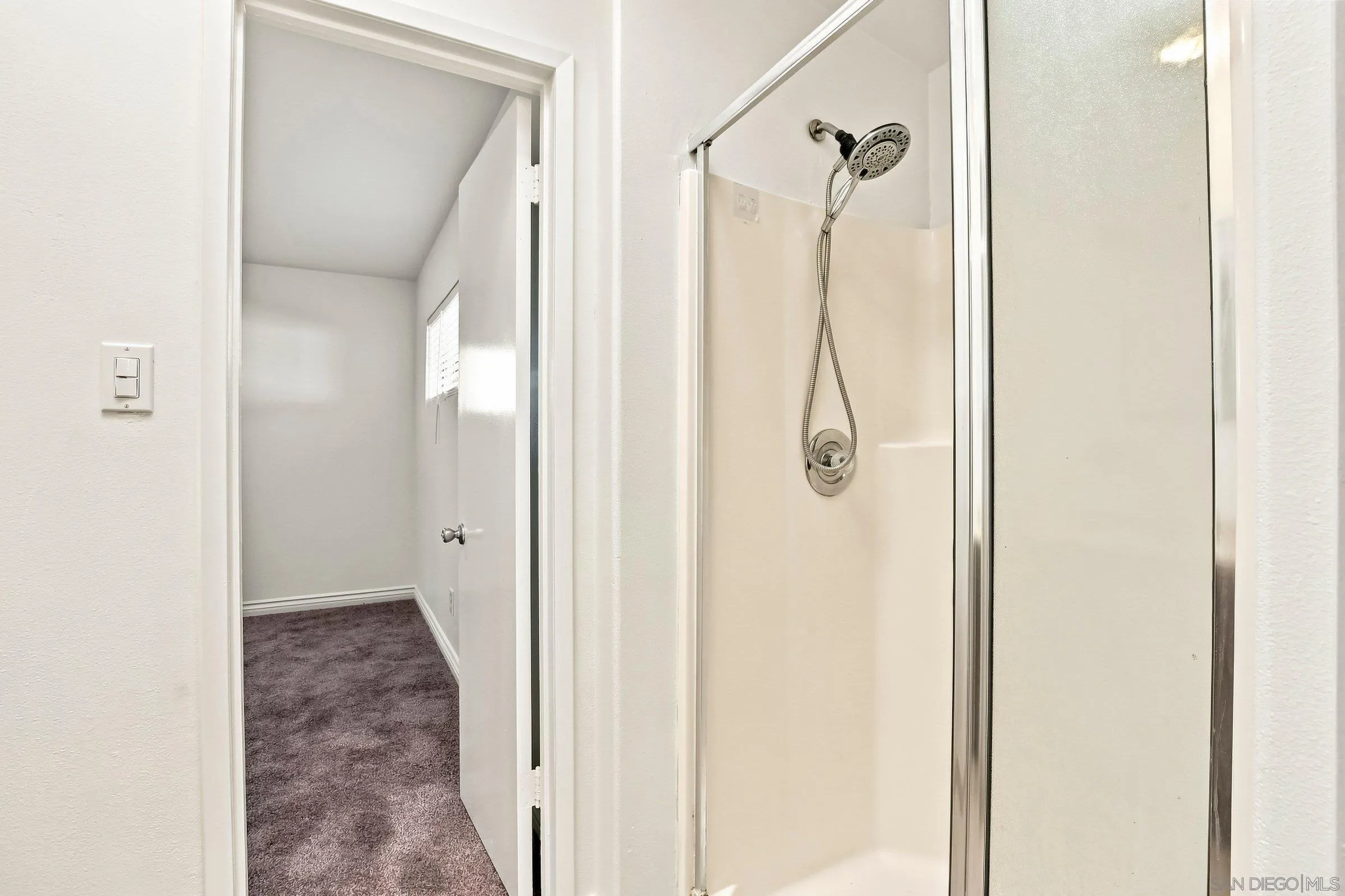 https://cdn.realtyfeed.com/cdn/127/260021218/660f4eb3ce442baaf99fd4e348b17dbe.webp