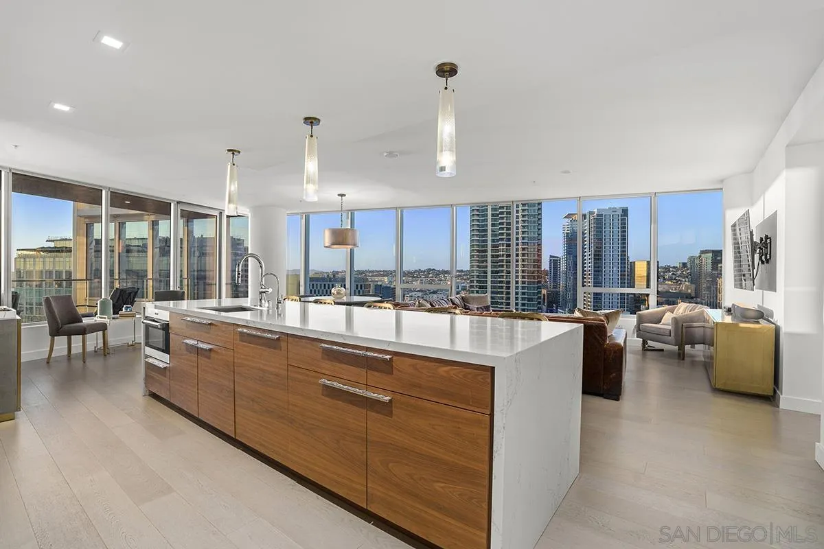 https://cdn.realtyfeed.com/cdn/127/260021221/02c8497cb58a9565728ccb9a23130765.webp