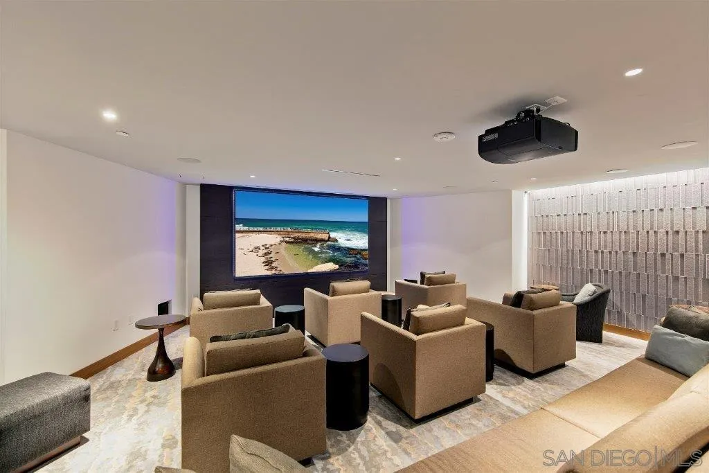 https://cdn.realtyfeed.com/cdn/127/260021221/2305d02015b1cc992917bea6c92feca6.webp