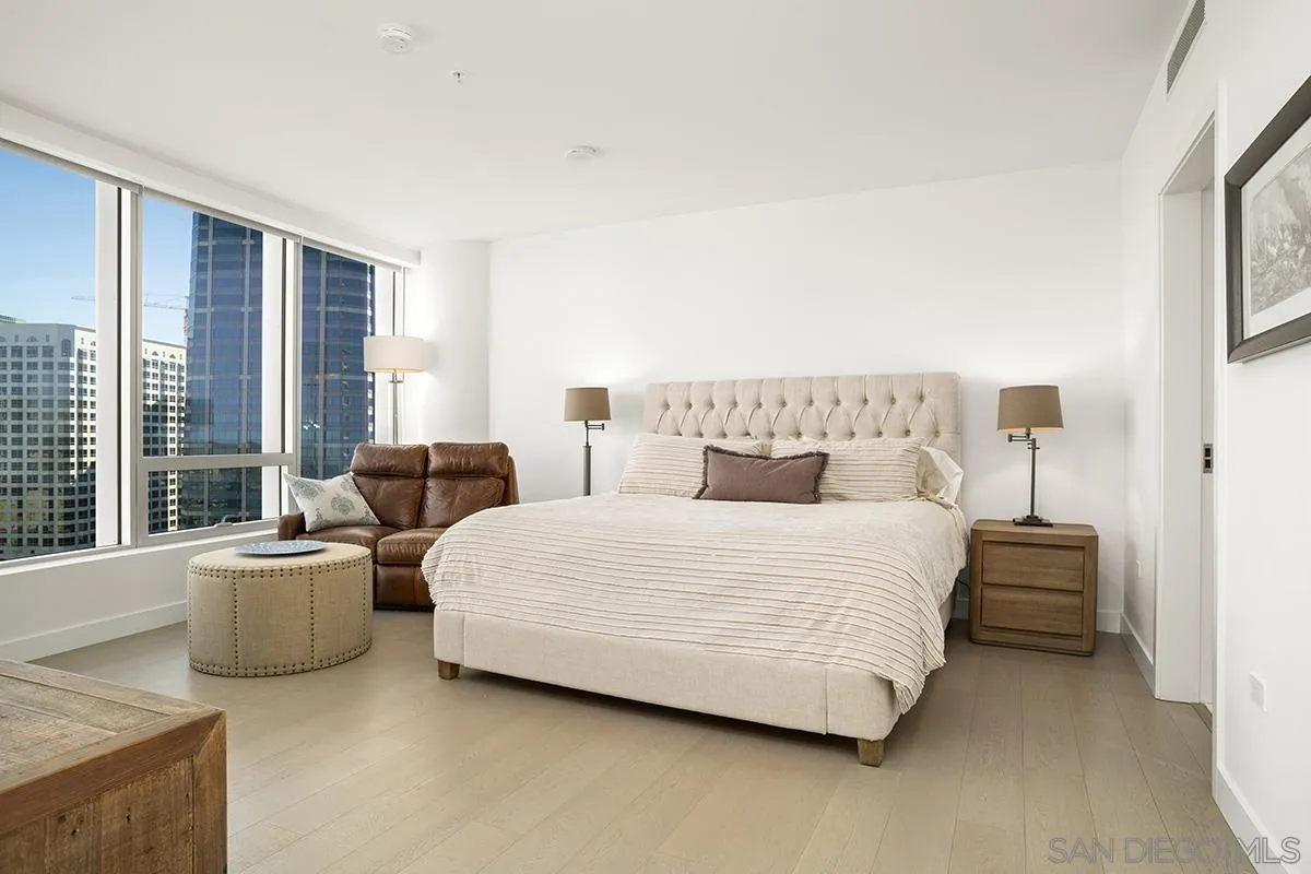 https://cdn.realtyfeed.com/cdn/127/260021221/545d09c4327ad0c31d6eb6e1c866eb5d.webp
