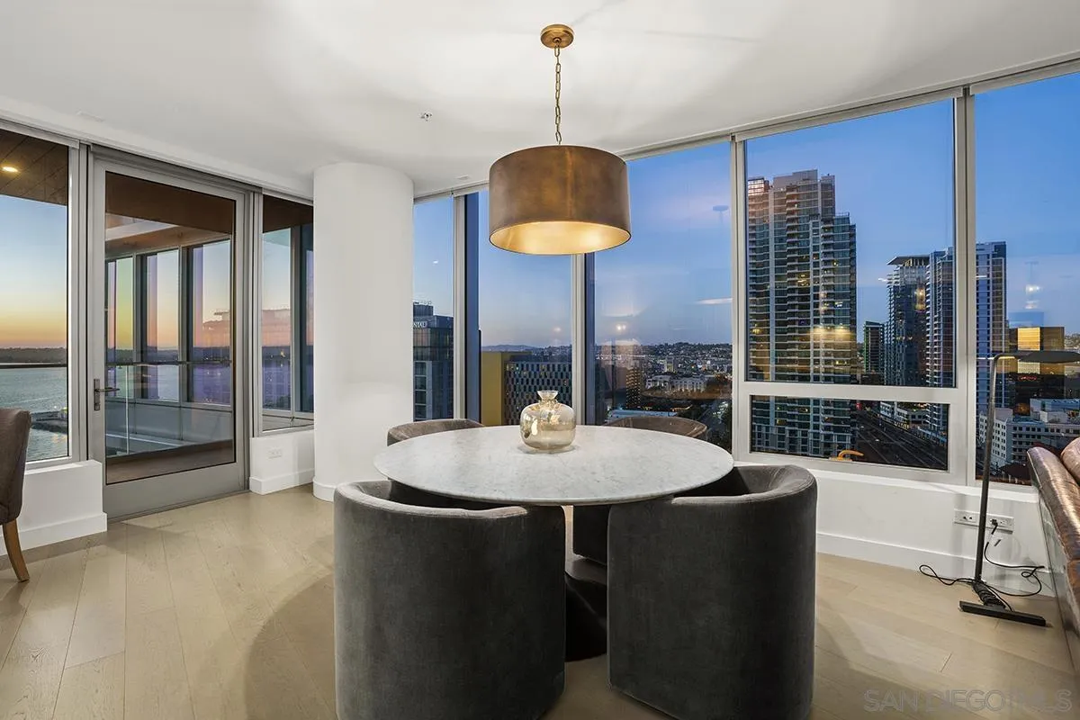https://cdn.realtyfeed.com/cdn/127/260021221/5fb9e17fe3abdc0da63a15477fe9ed9d.webp