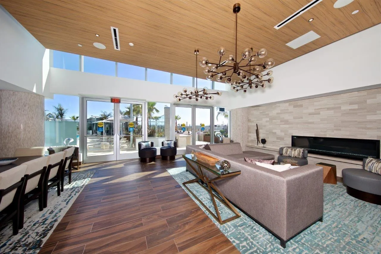 https://cdn.realtyfeed.com/cdn/127/260021221/63a1efab5a688e6d1e7756813c5b23d1.webp