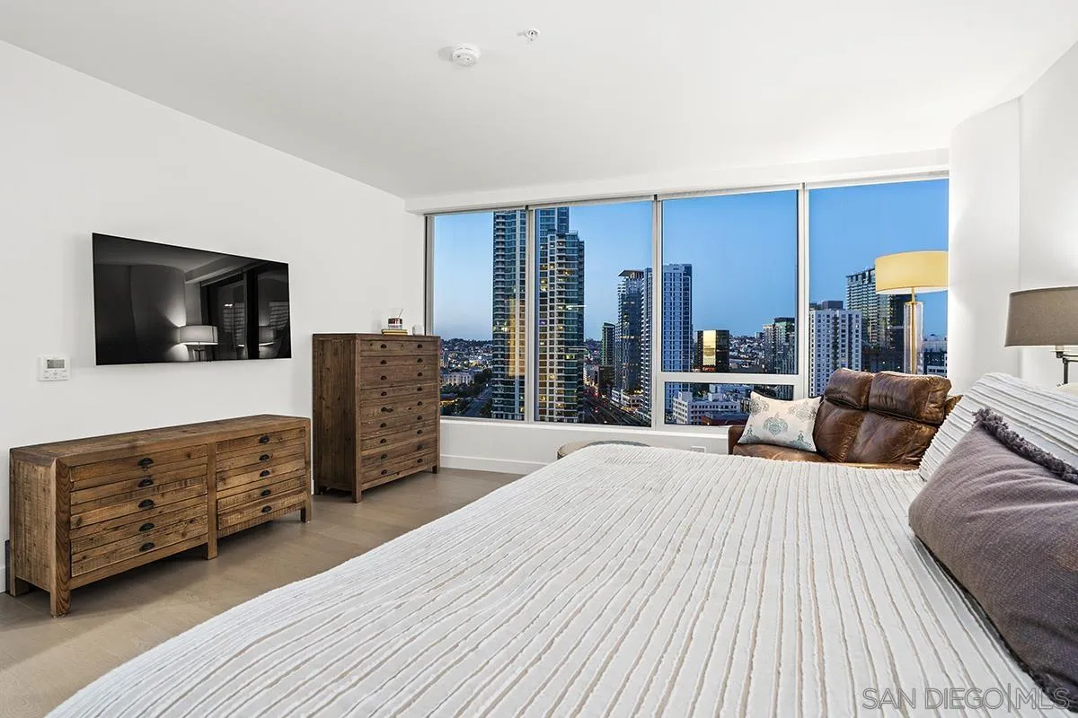 https://cdn.realtyfeed.com/cdn/127/260021221/63bac6f44ae481c1a633c5b0bc8f2e96.webp