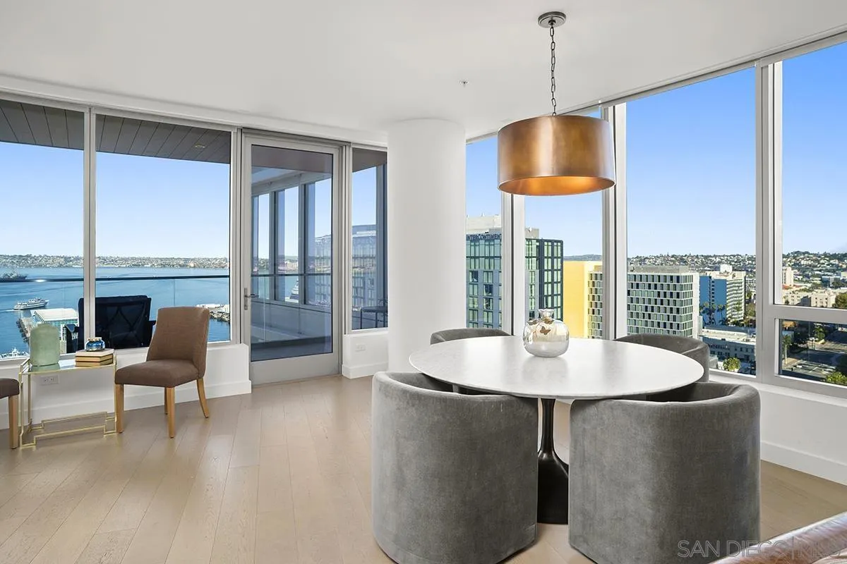 https://cdn.realtyfeed.com/cdn/127/260021221/9f94a87d928fcf5092741d32a479a474.webp