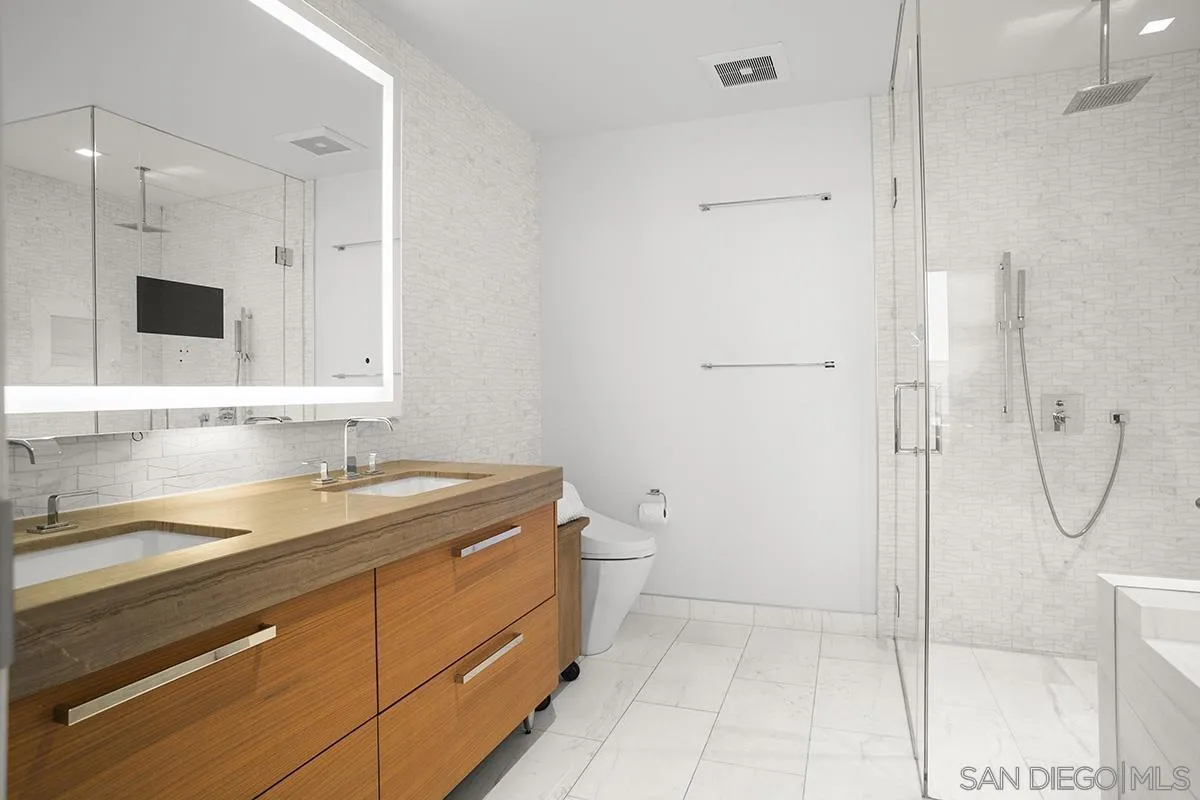 https://cdn.realtyfeed.com/cdn/127/260021221/cb1dd3998c3ef86ef535df0a18faa7ee.webp