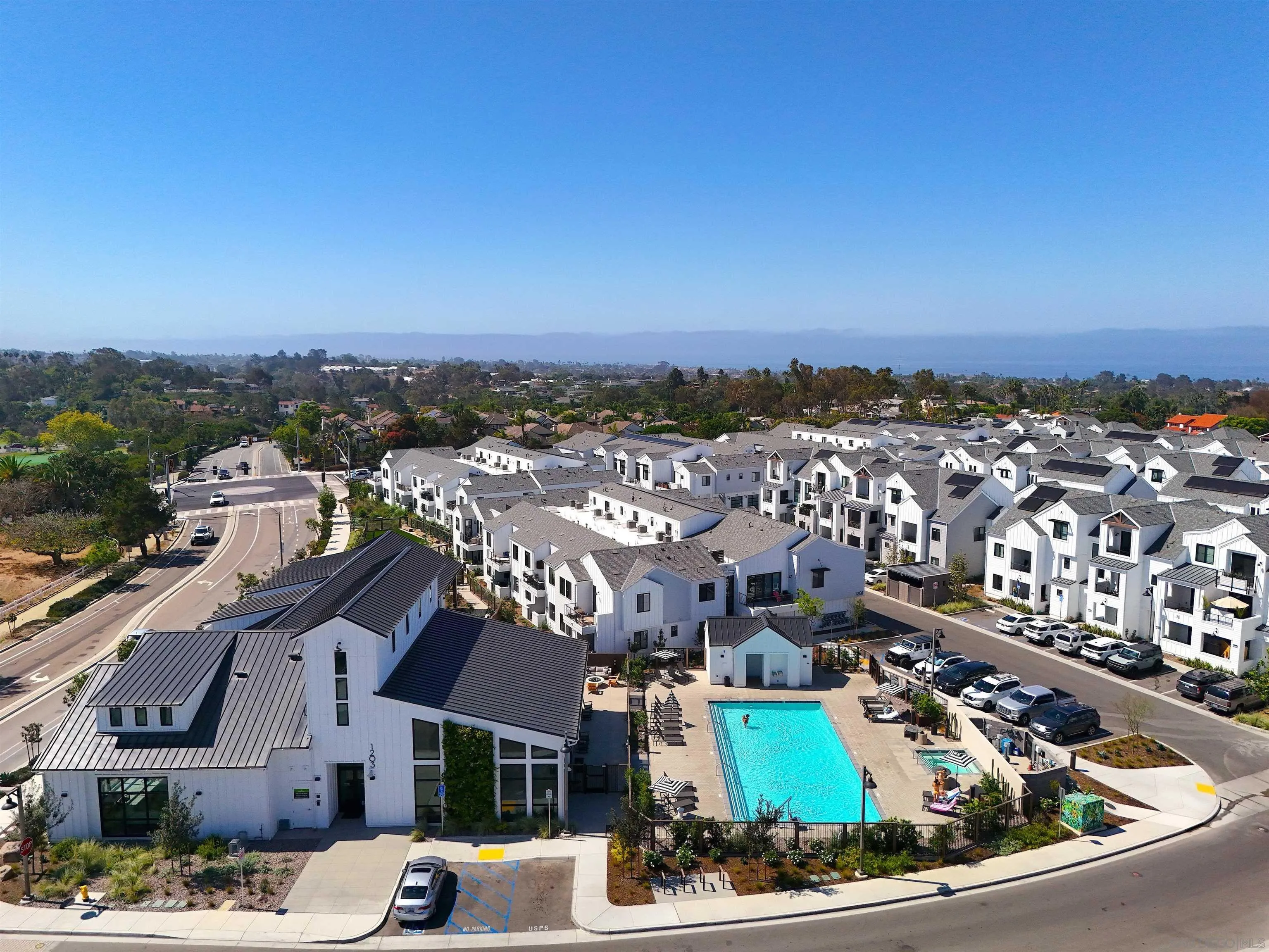 https://cdn.realtyfeed.com/cdn/127/260021231/350b4a775279656a6b78ecf3133b9864.webp