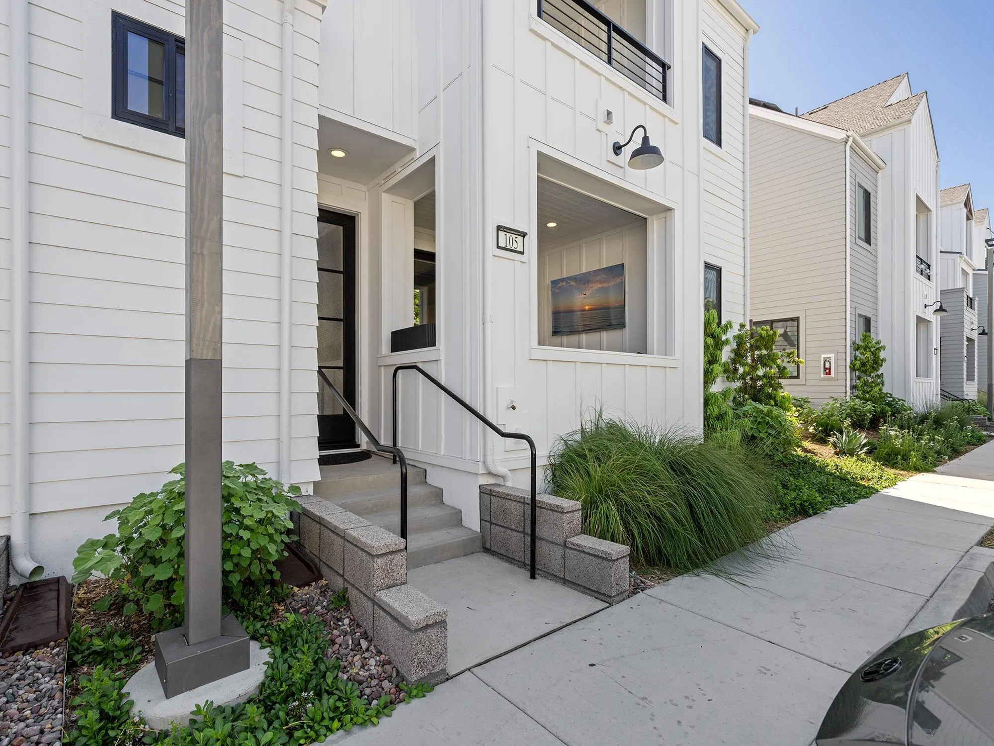 https://cdn.realtyfeed.com/cdn/127/260021231/d94e17cb060d472bcad884c0915dcb6b.webp