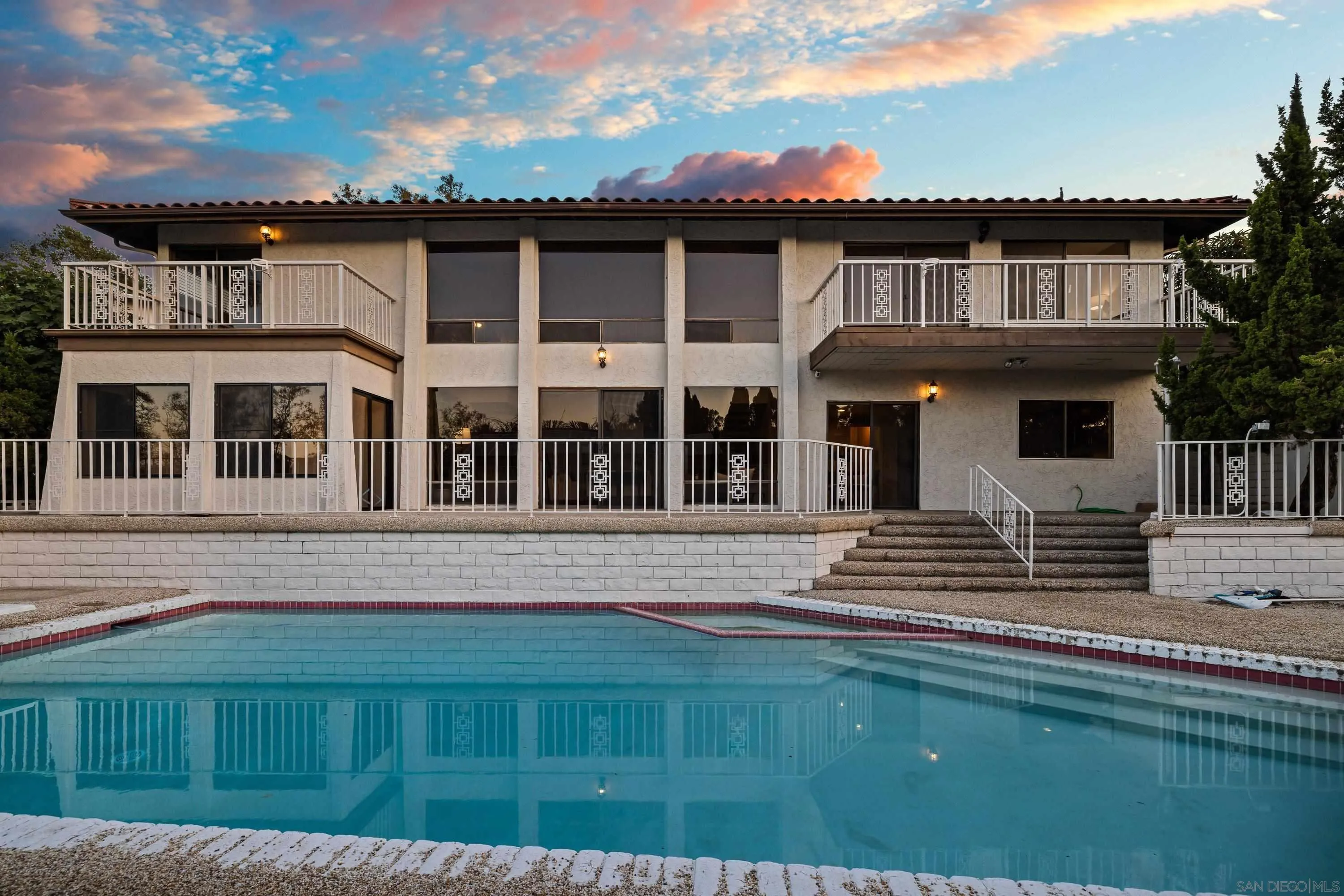 https://cdn.realtyfeed.com/cdn/127/260021236/0d253408ccb5296b5d7e6cbbc78716c9.webp