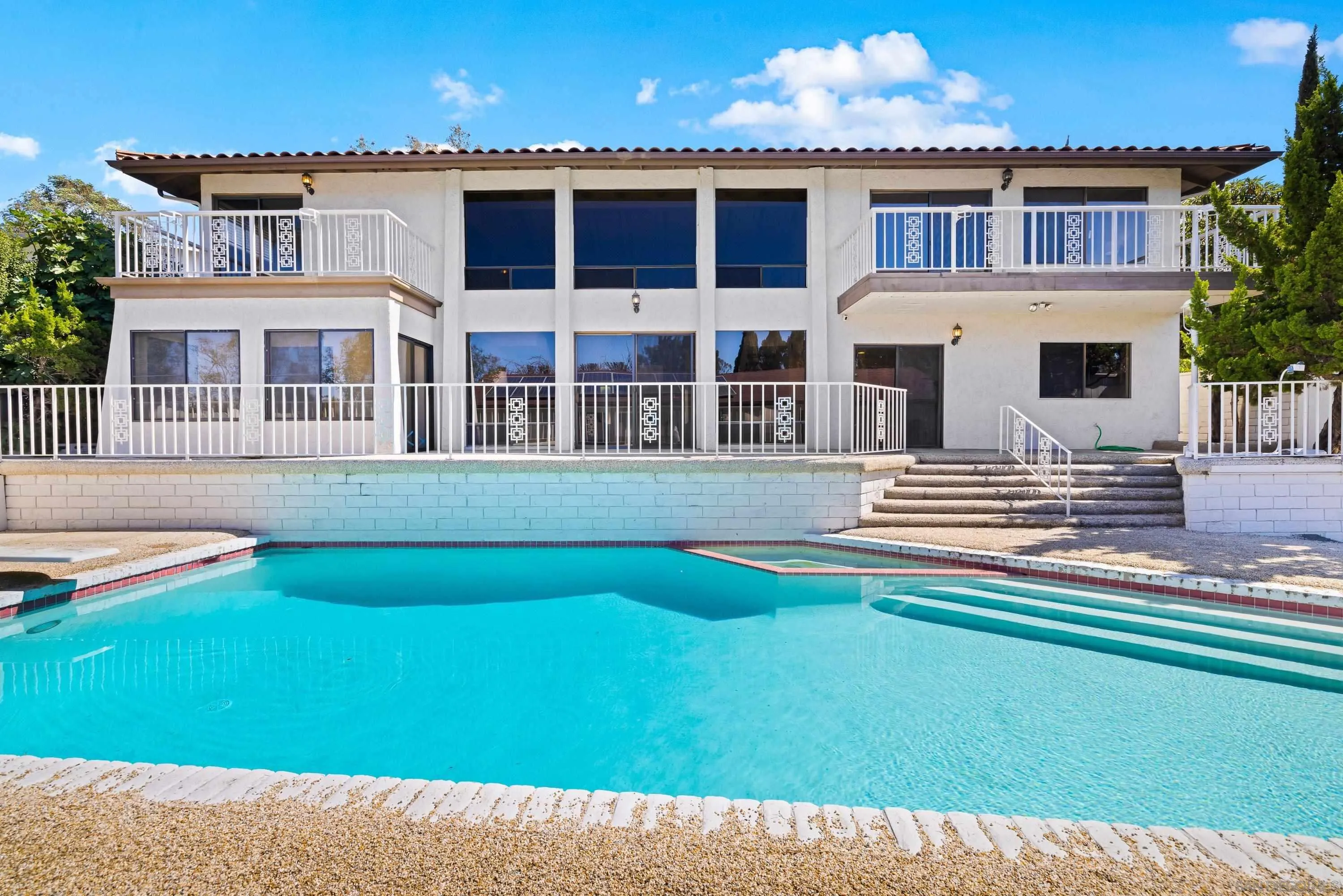 https://cdn.realtyfeed.com/cdn/127/260021236/c71bc27e19af2af98d8e7d7da0c4b85d.webp
