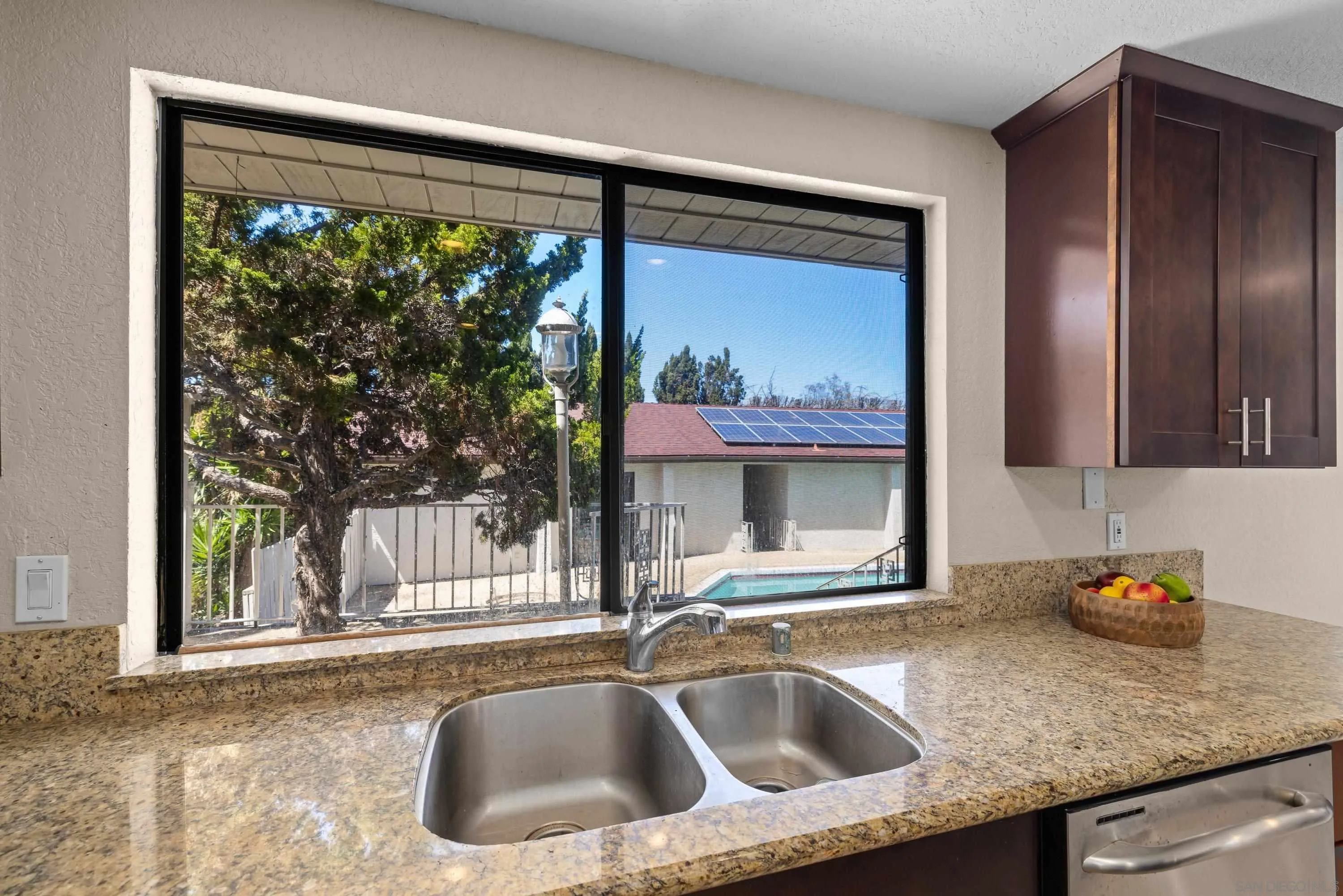 https://cdn.realtyfeed.com/cdn/127/260021236/e90615c178017ded8b73260964239725.webp