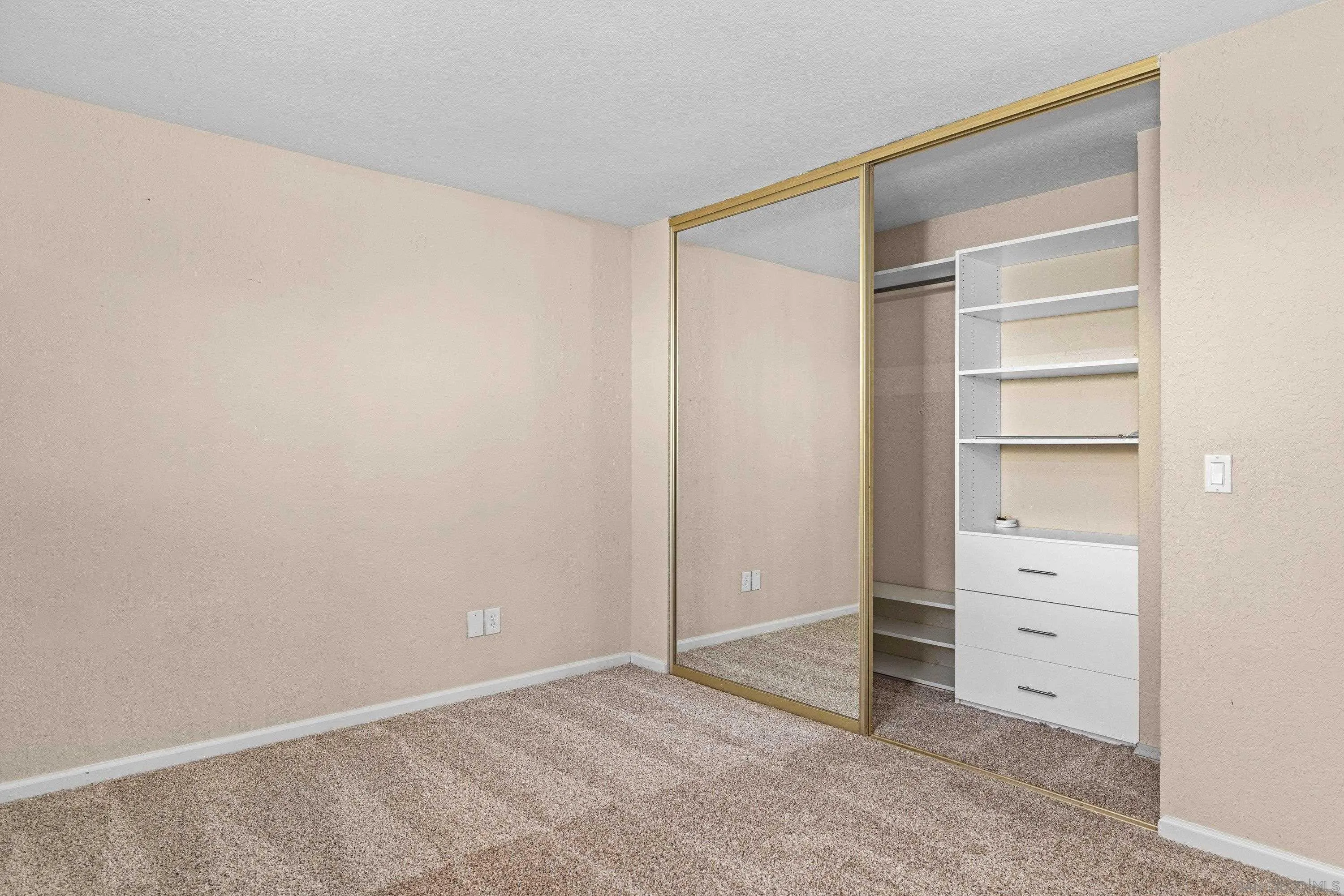 https://cdn.realtyfeed.com/cdn/127/260021236/ea4206c637b3b9fb411b217a8a0caa0a.webp