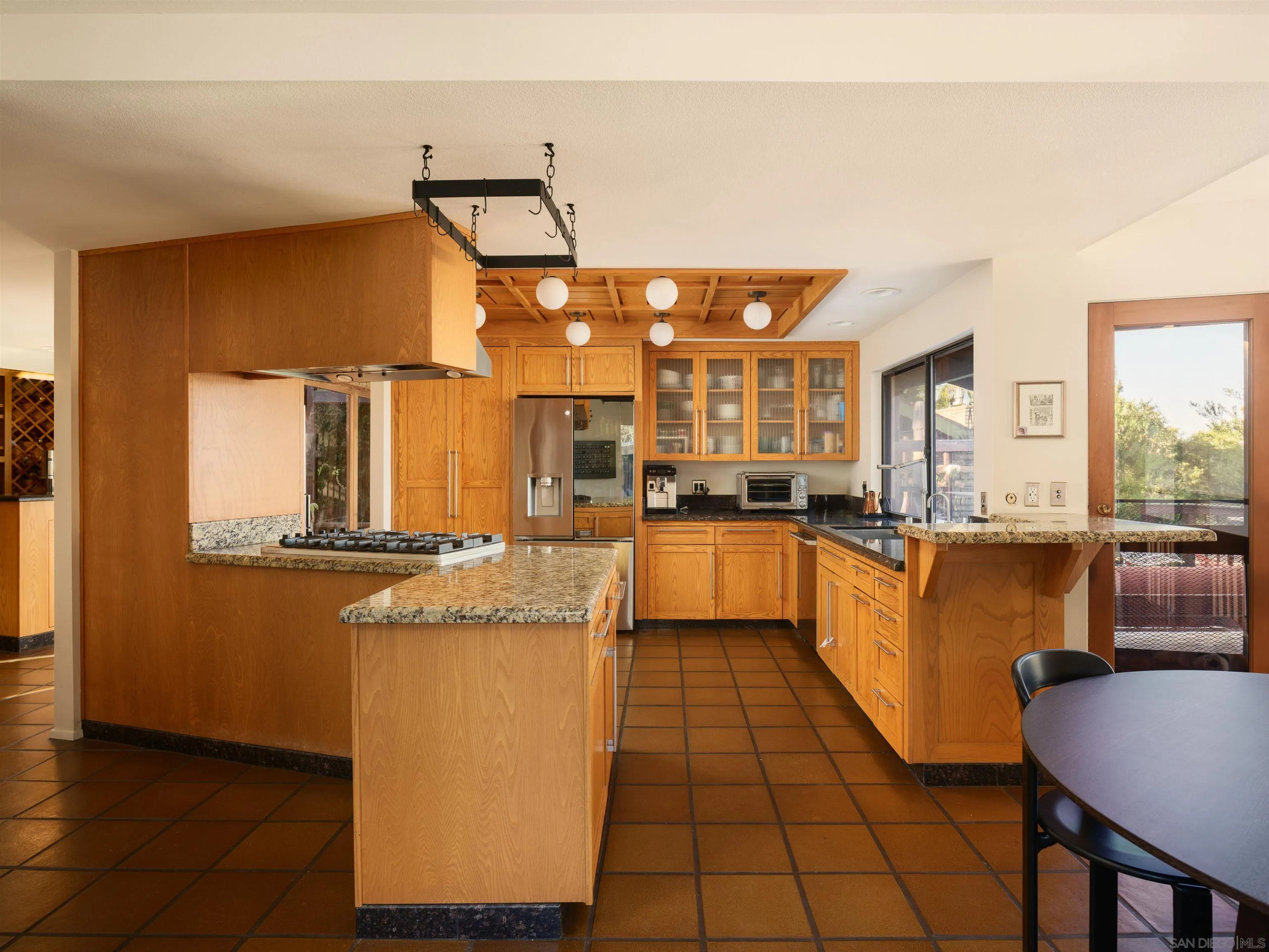 https://cdn.realtyfeed.com/cdn/127/260021240/0c2c675fd1116cb6b7519f9c6da87595.webp