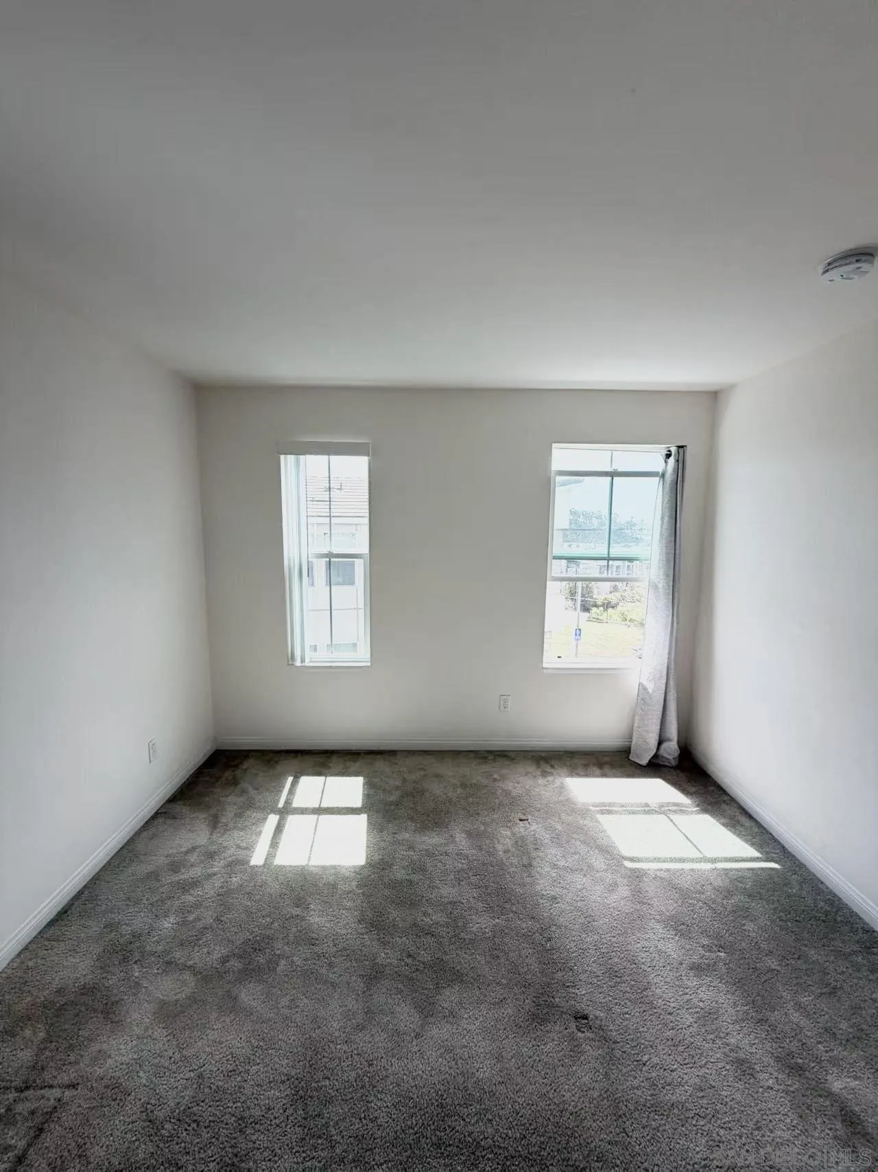 https://cdn.realtyfeed.com/cdn/127/260021244/0098f34f171f4c1df4a580274ba6da0c.webp