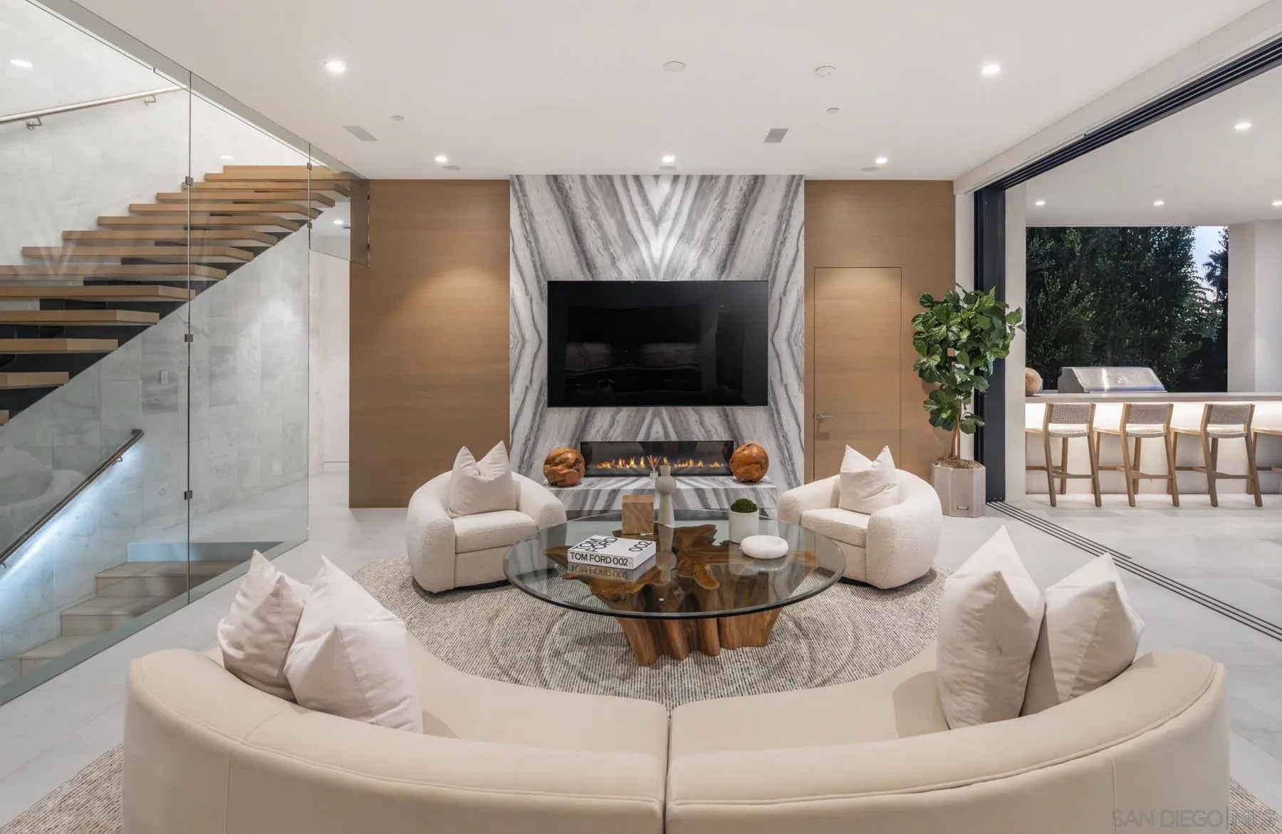 https://cdn.realtyfeed.com/cdn/127/260021245/0bfcbf5642338268cd66bf87eba1db50.webp