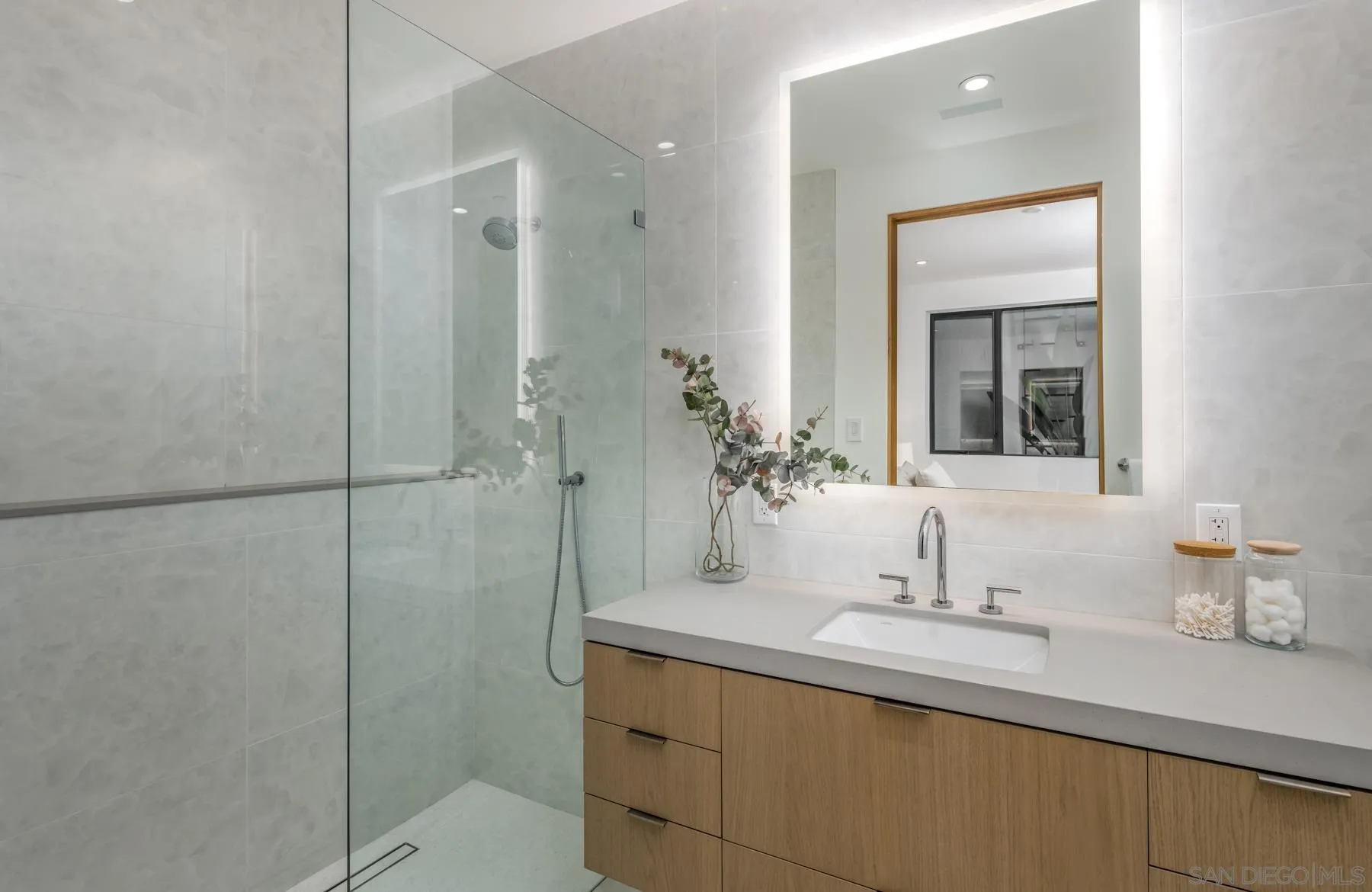 https://cdn.realtyfeed.com/cdn/127/260021245/10a9ba318f05079713a67b9cbc764b4c.webp