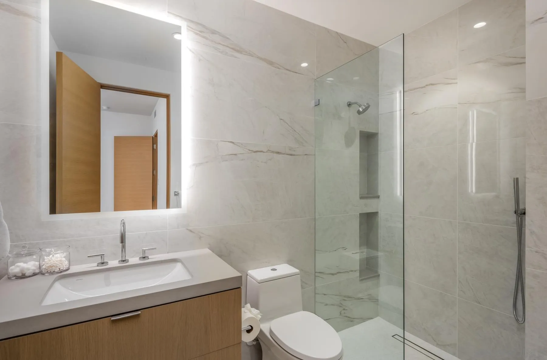https://cdn.realtyfeed.com/cdn/127/260021245/a628f7c65f5cb4ed55645808aae58579.webp