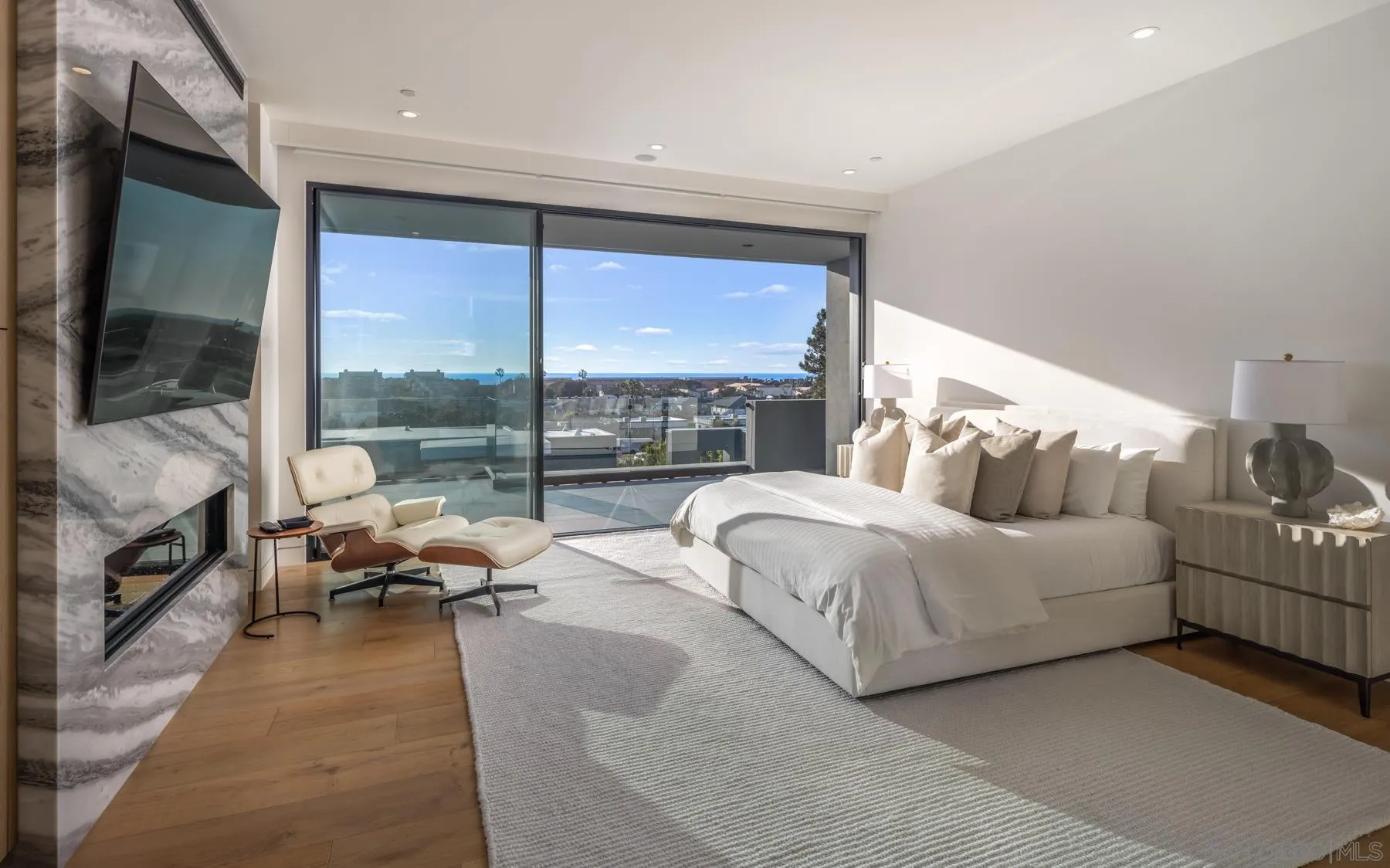 https://cdn.realtyfeed.com/cdn/127/260021245/e100eb3b2c9095088c34ff71262cec78.webp