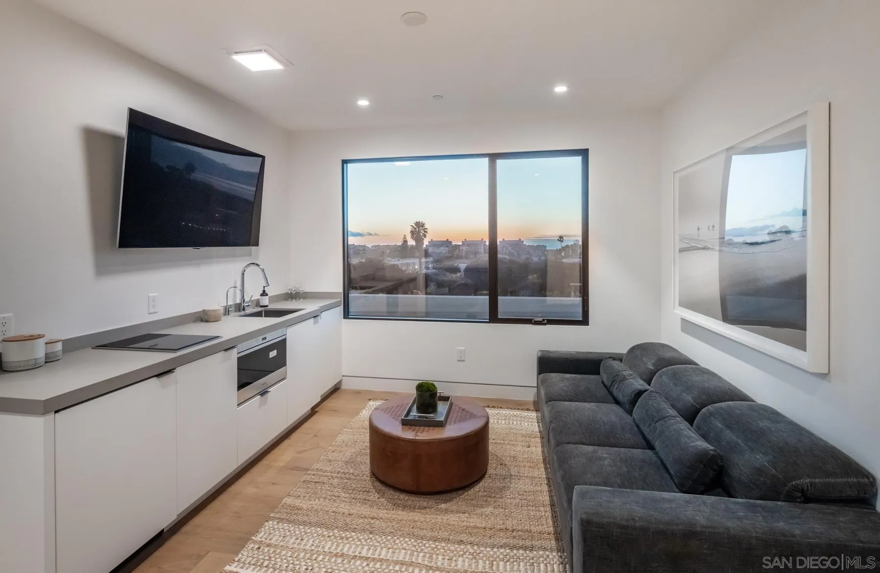 https://cdn.realtyfeed.com/cdn/127/260021245/fdf3f9996b52fd9199d0366b3fde8ff1.webp