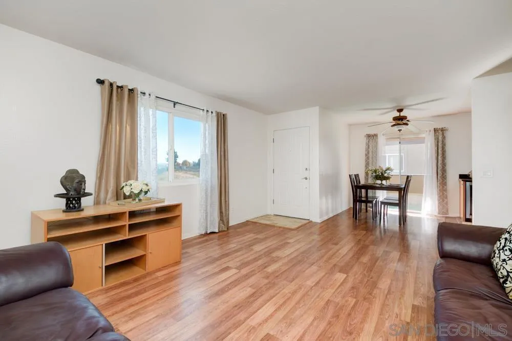 526 Calle Montecito Unit 140, Oceanside, CA 92057 - Photo 5 of 33, Oceanside, CA