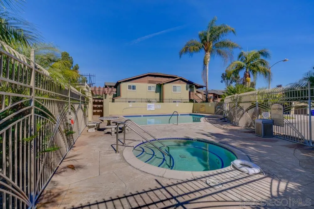 https://cdn.realtyfeed.com/cdn/127/260021250/afb9931ca34a17c9327bd9cfac706249.webp