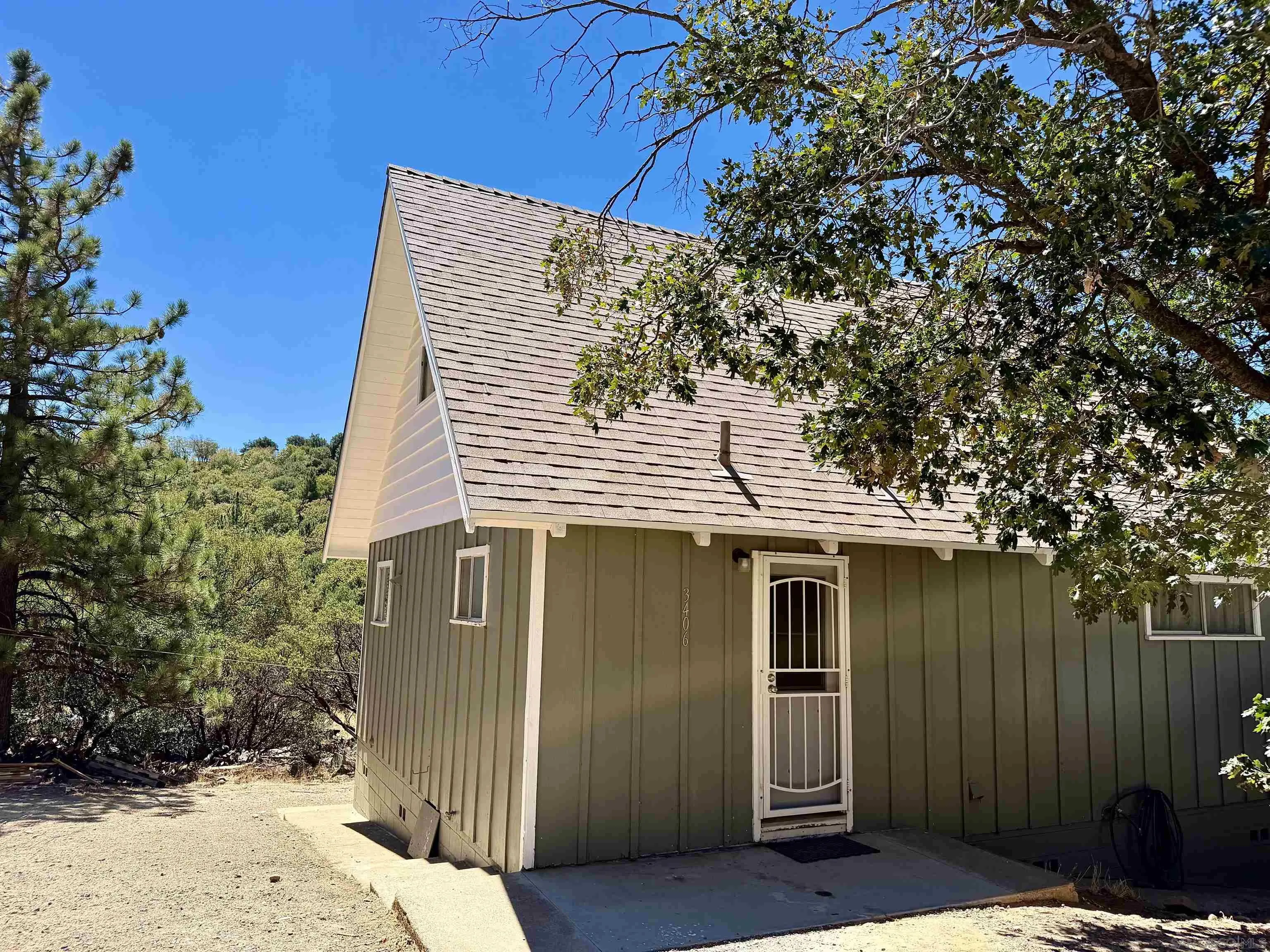 https://cdn.realtyfeed.com/cdn/127/260021251/30d2b19a5350fe8af4d603942cc47dca.webp