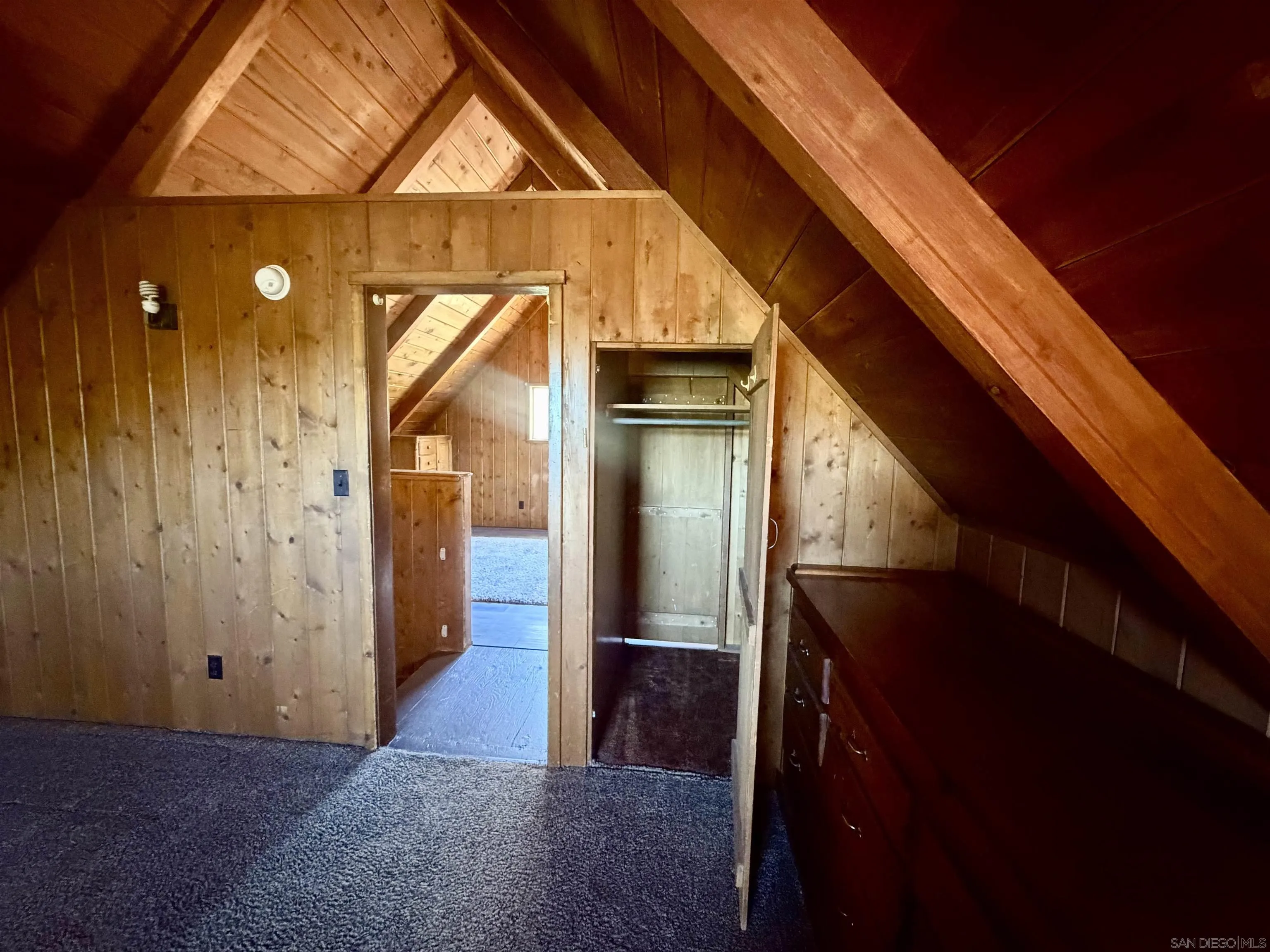 https://cdn.realtyfeed.com/cdn/127/260021251/536a196448e1be54f68e01c24bc9970a.webp