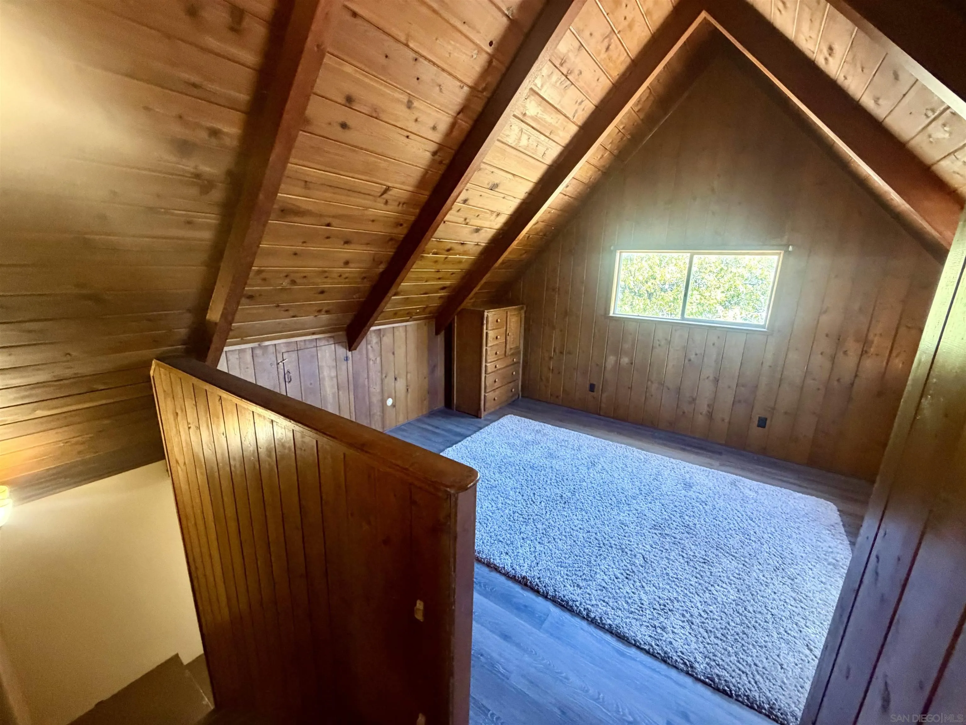 https://cdn.realtyfeed.com/cdn/127/260021251/70500fdb1d535f31637766657ad557b3.webp