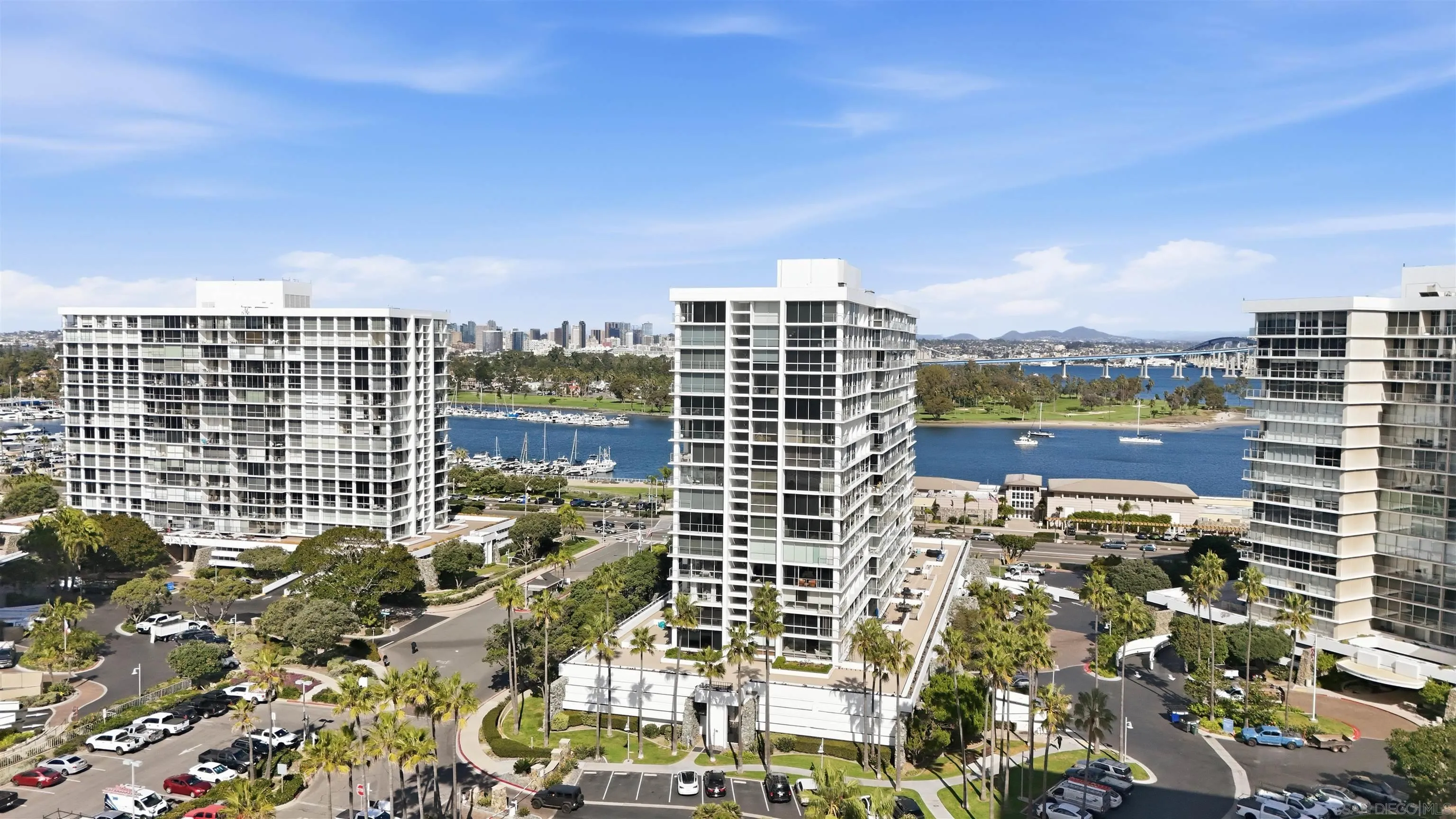 https://cdn.realtyfeed.com/cdn/127/260021253/de585e8bac381b26b7799b11ee89ccec.webp