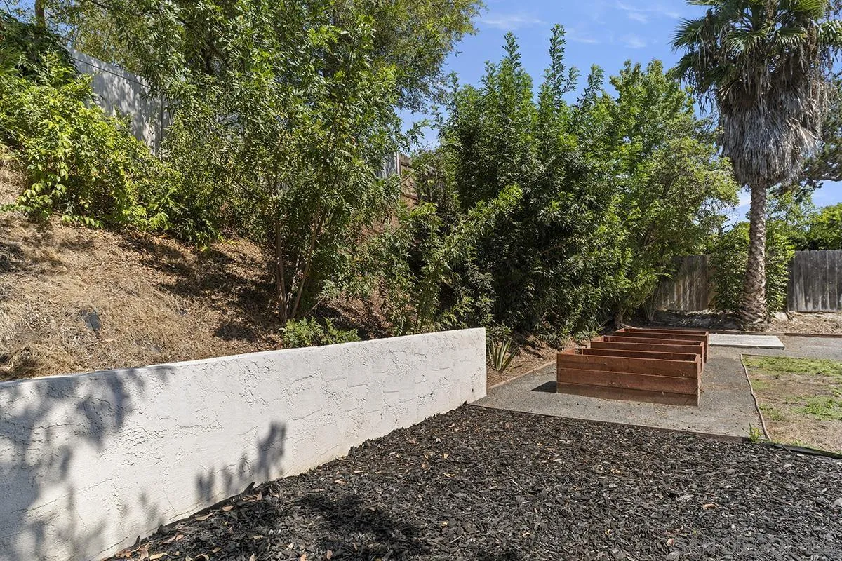 https://cdn.realtyfeed.com/cdn/127/260021254/ce363f20d6d6b78452df66681a4cb440.webp
